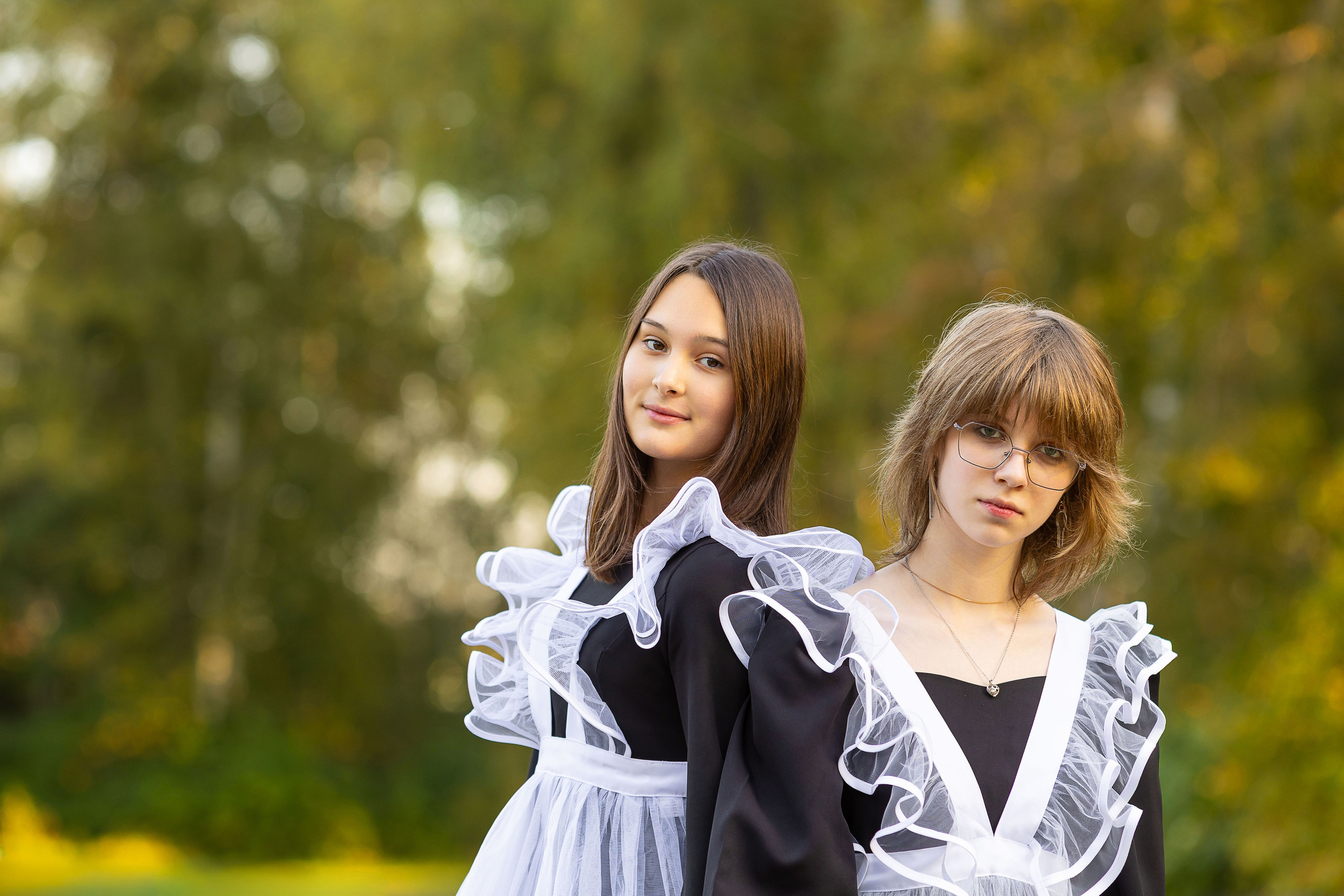 Осенняя фотосессия у школы с учителем. Семейный и детский фотограф Анна Петракова