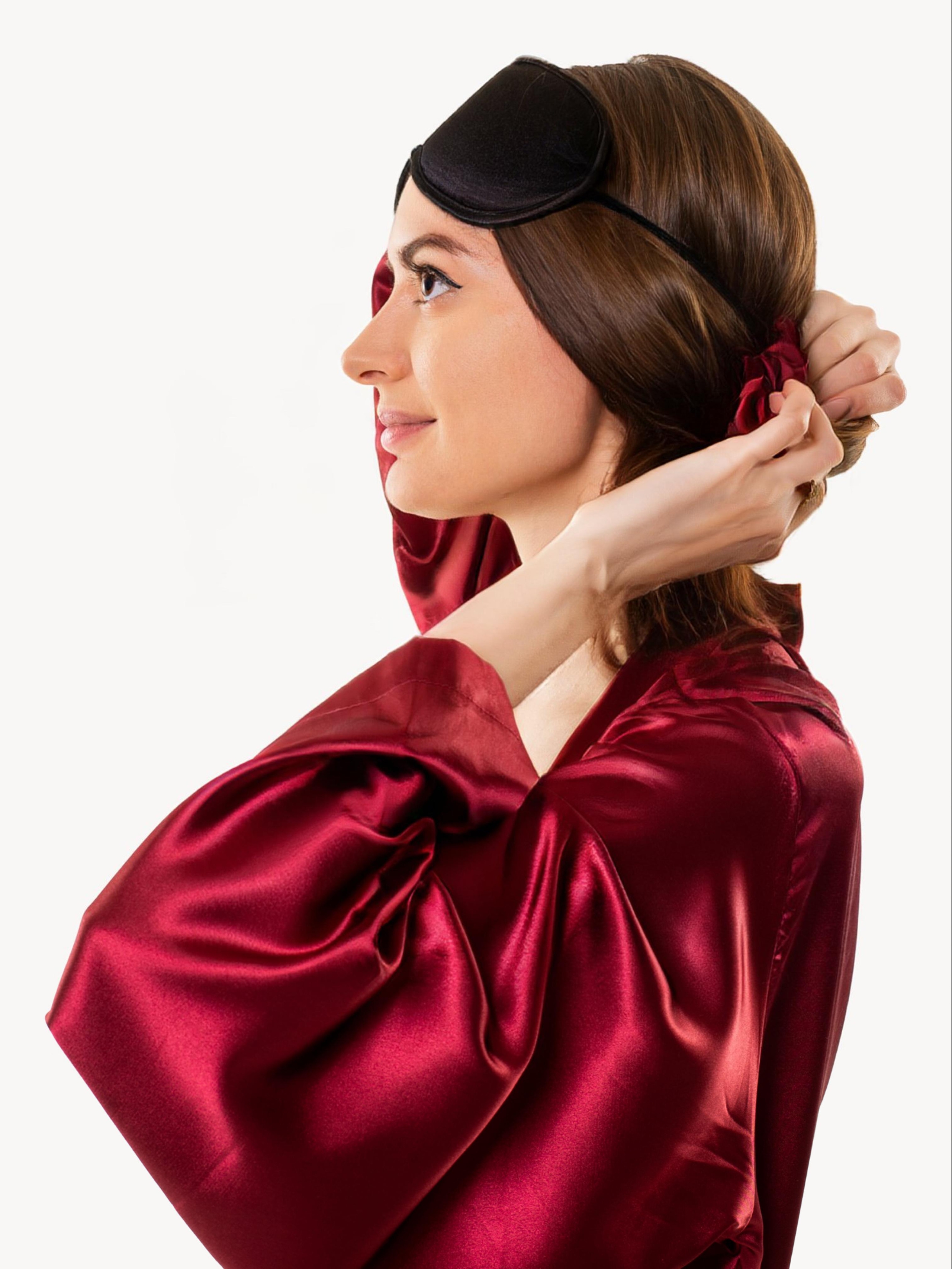 Модельная съемка на циклораме для маркетплейсов. ТМ Продакшн — Съемка для маркетплейсов в Москве