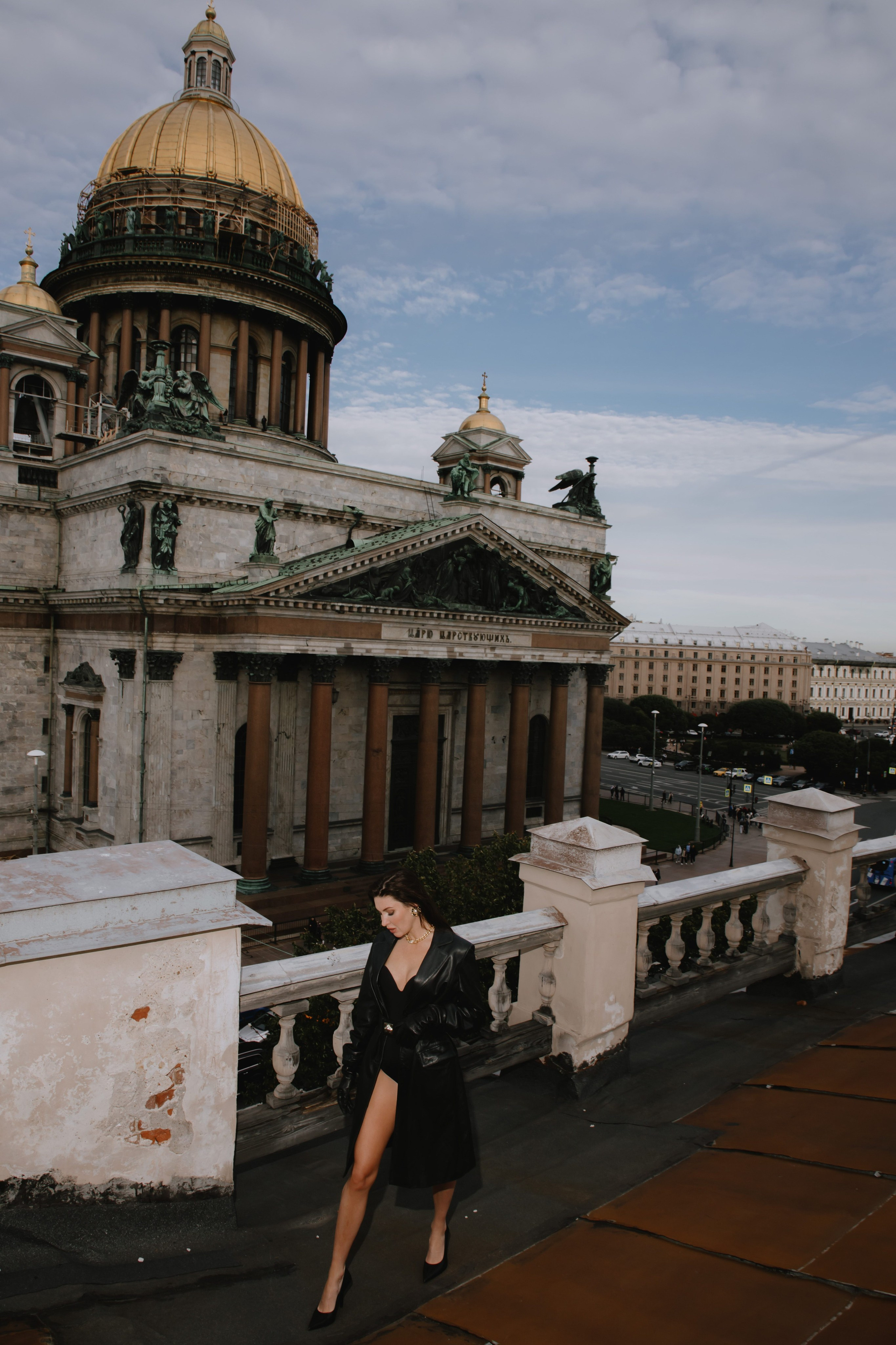 Вероника (съемка на крыше). Фотограф в Москве и Санкт-Петербурге Дарина