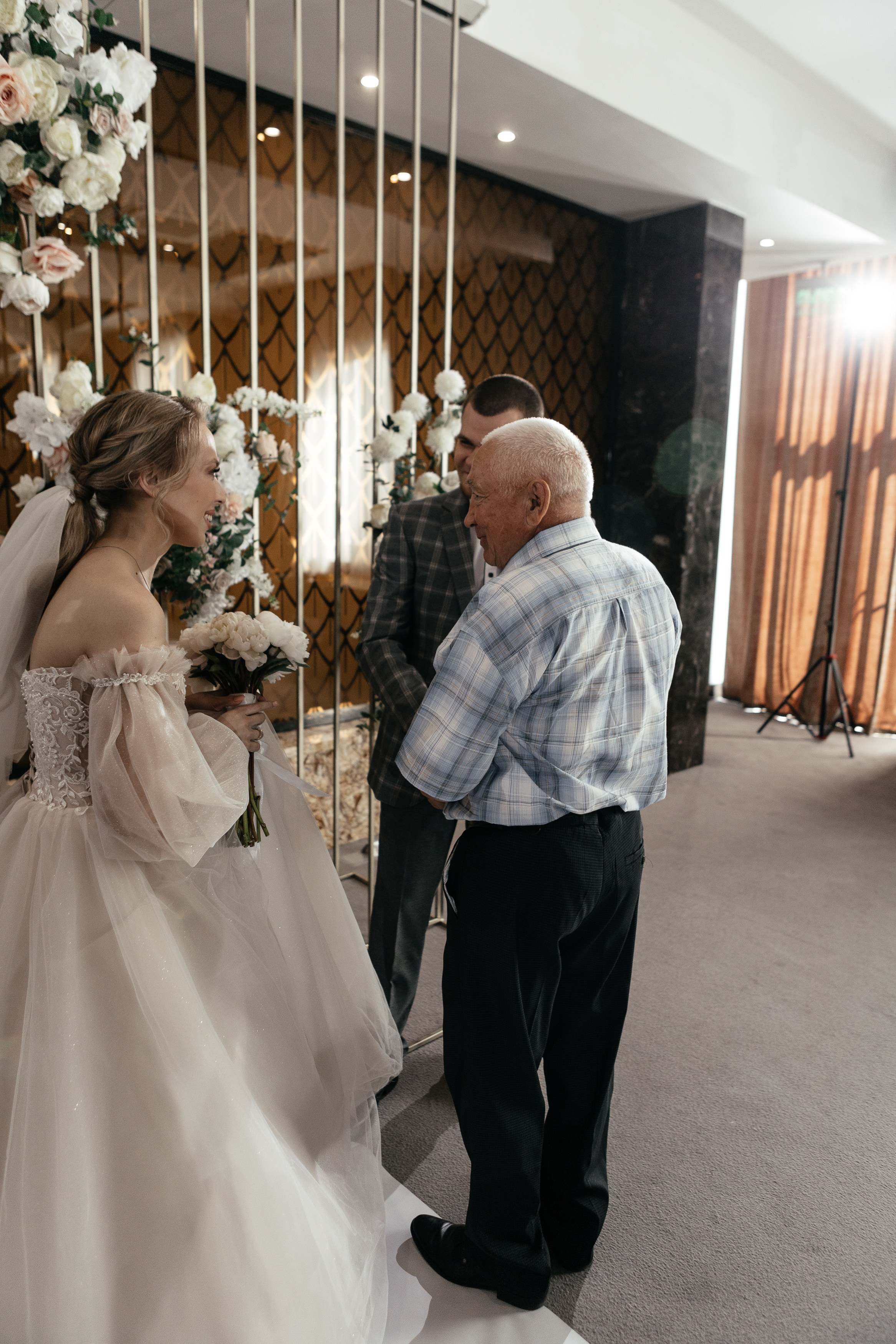 Свадебный фотограф Уфа — Руслан ГабдлисламовЖивые эмоции, красивые кадры, воспоминания на всю жизнь.Работаю по всей Республике Башкортоста. Свадебный фотограф Уфа Руслан Габдлисламов