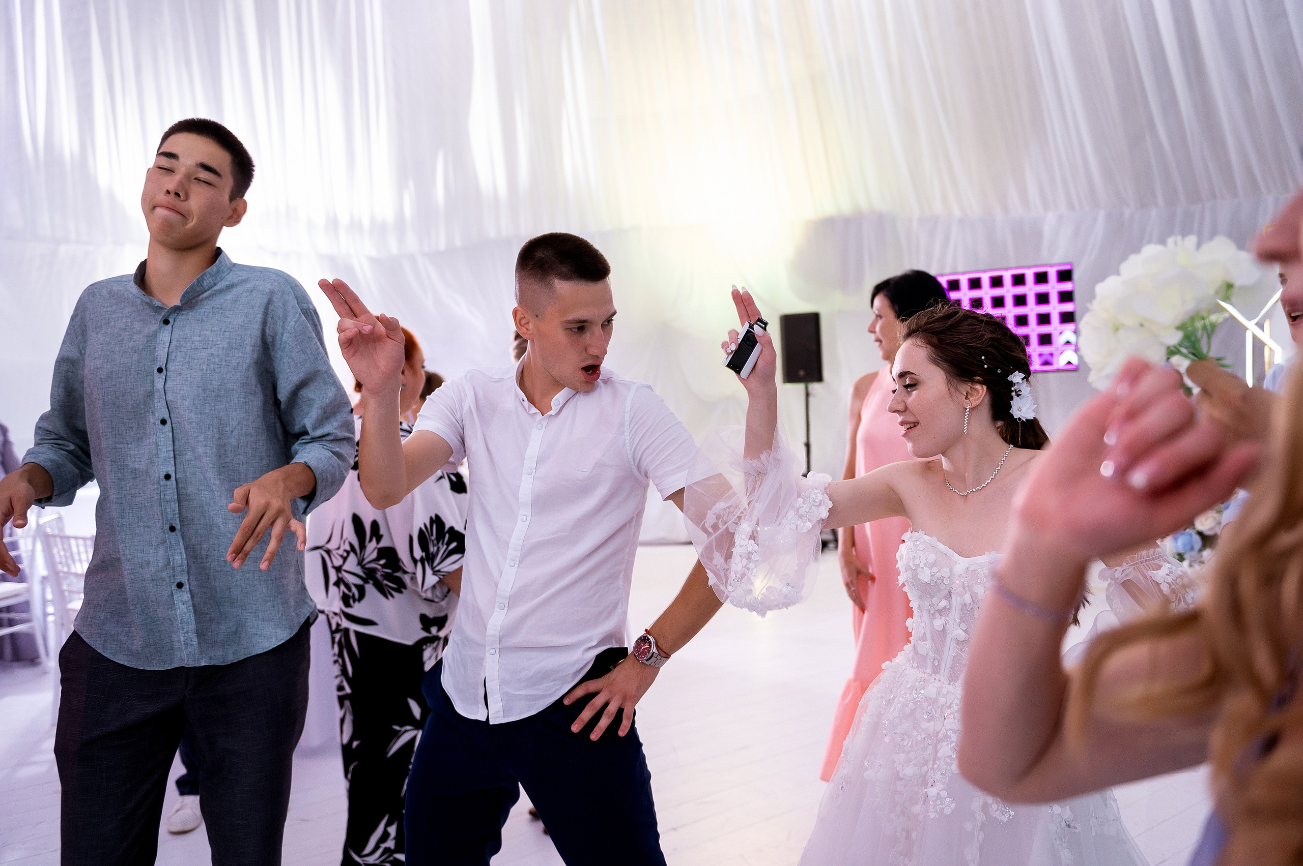 Никита и Олеся. Свадебный, семейный фотограф, на крещение в г. Волгоград Руденко