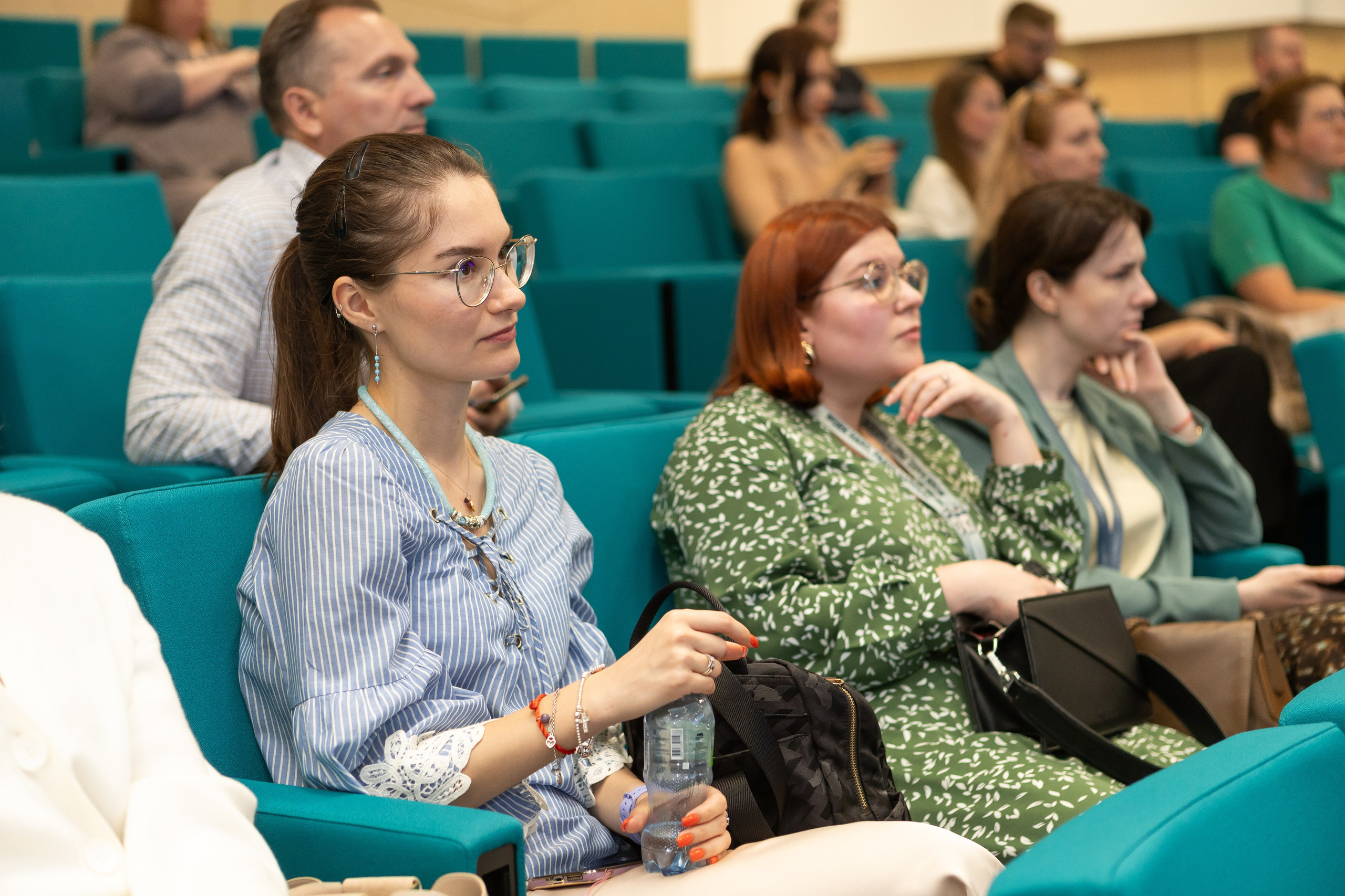 Гостевой визит в «зеленый» офис Сибур. Портретный творческий фотограф в Москве Надя Дудник