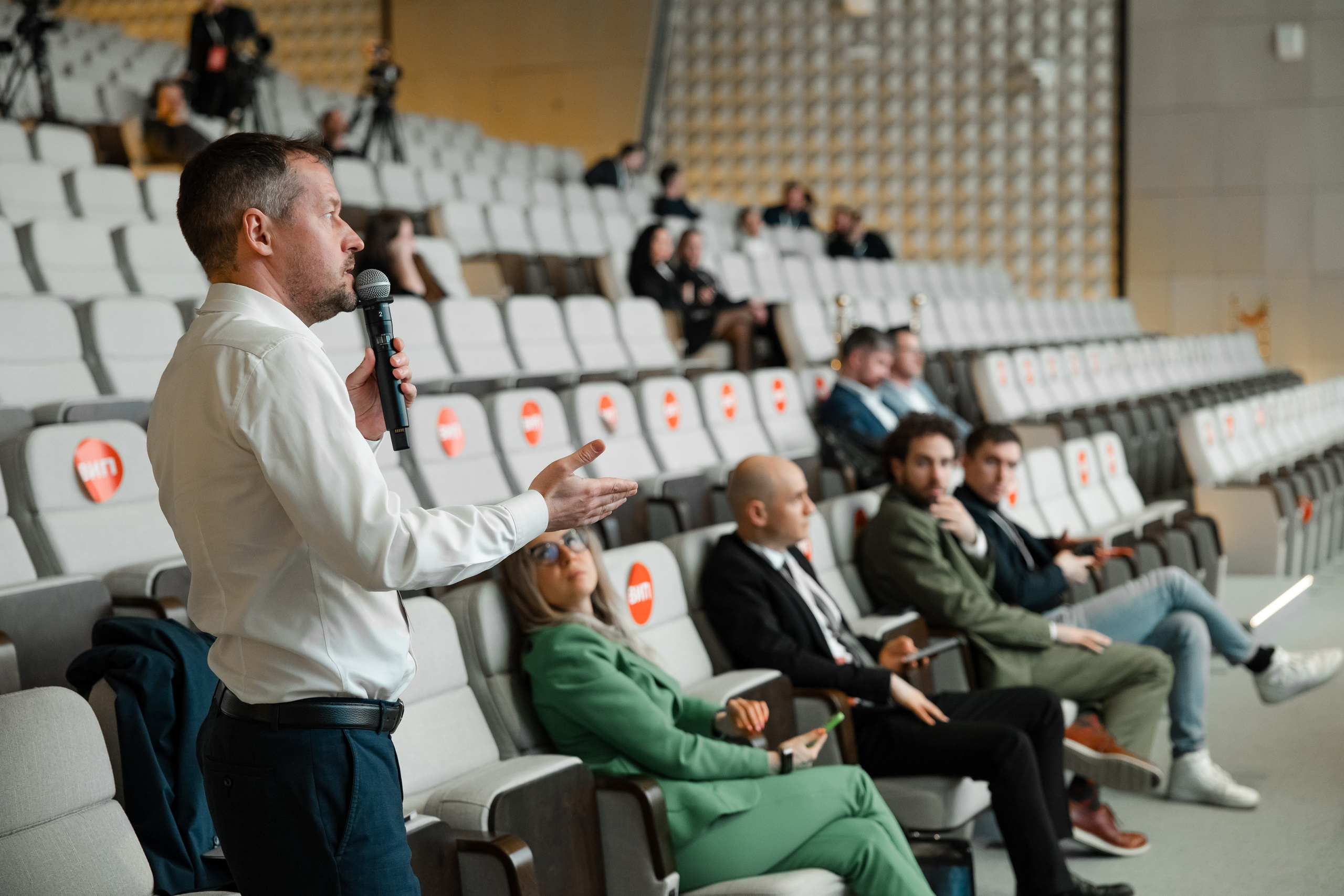 Новые технологии и философия комфортного жилья (1). Свадебный репортажный фотограф в Москве