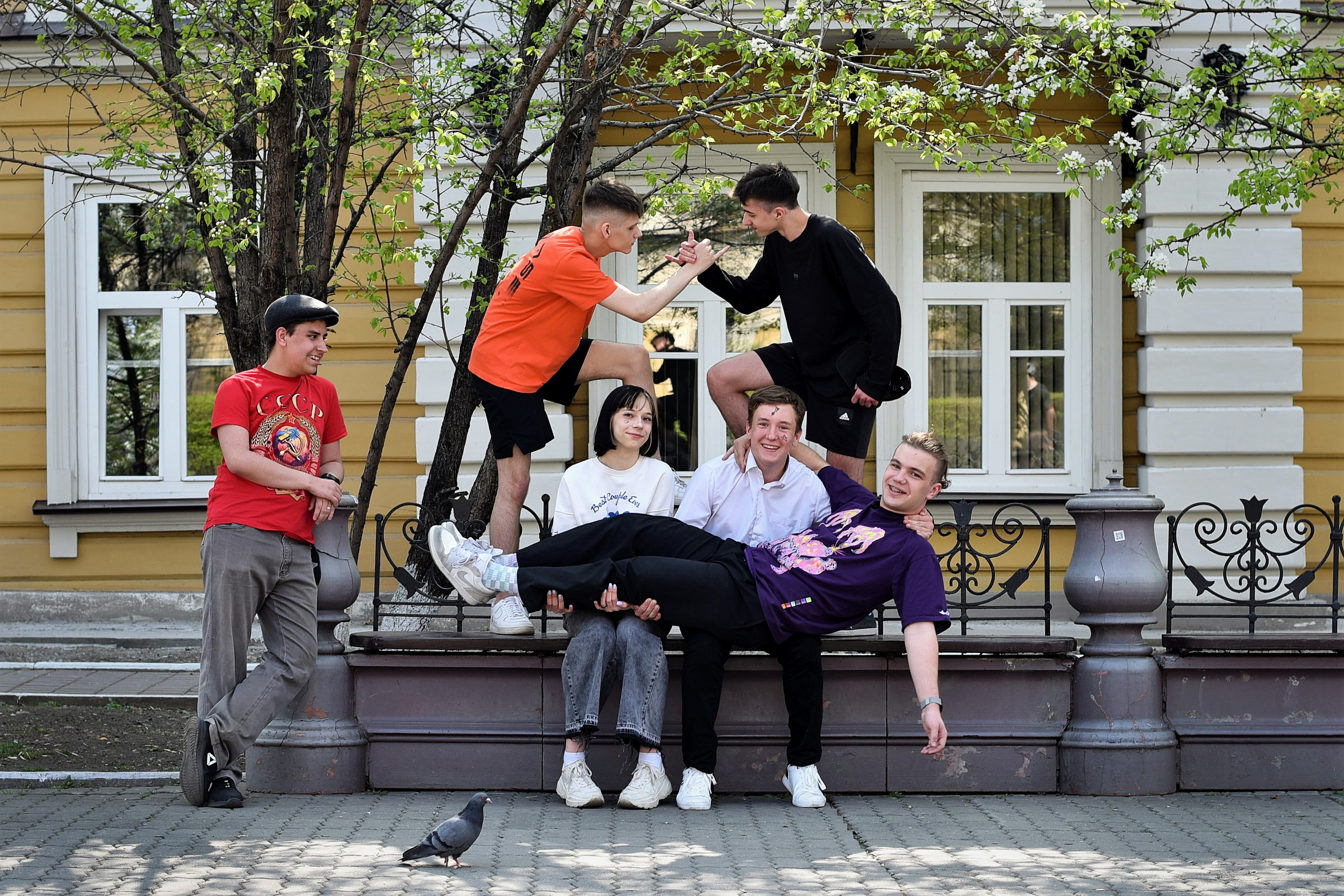 ФОТОСЕССИЯ В ПАРКЕ весна. Школьный фотограф ЛАРИСА МАТВЕЕНКО