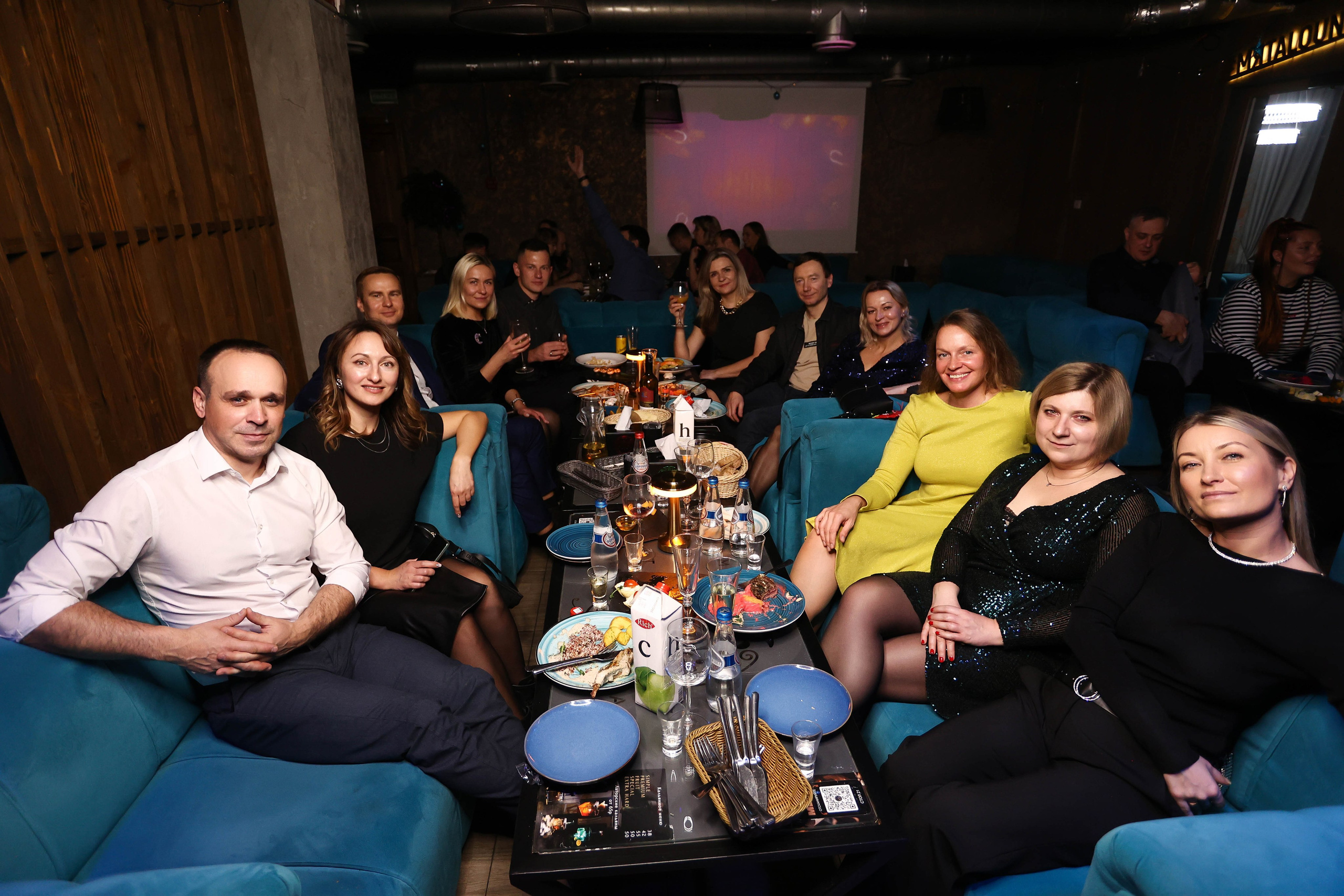 16/12/23 Новогоднее караоке в Мята Спортивная. Мята Спортивная — Кальянная, караоке, бар в Минске