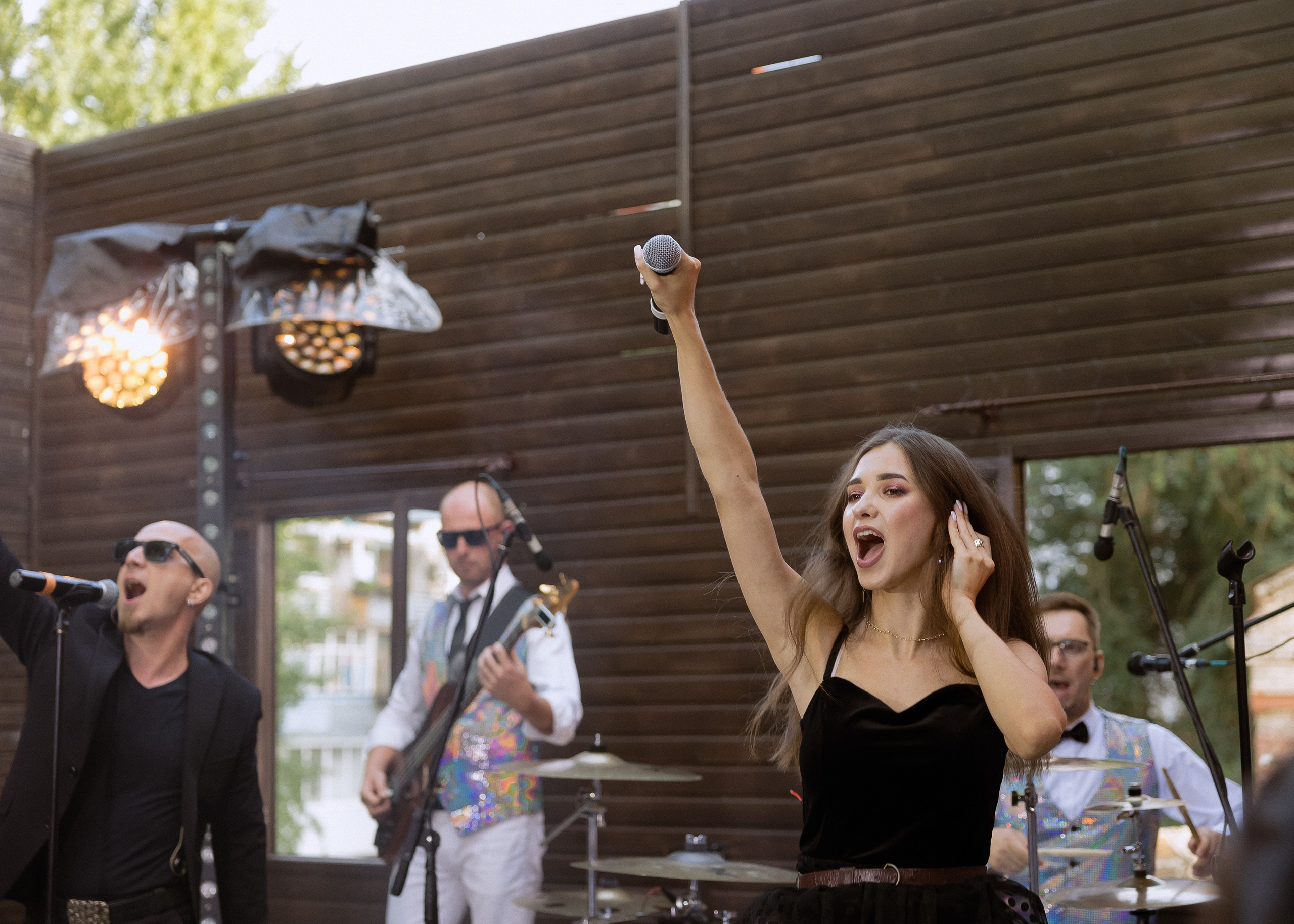 Дмитрий и Алита. Фотограф Эмиль Исякаев