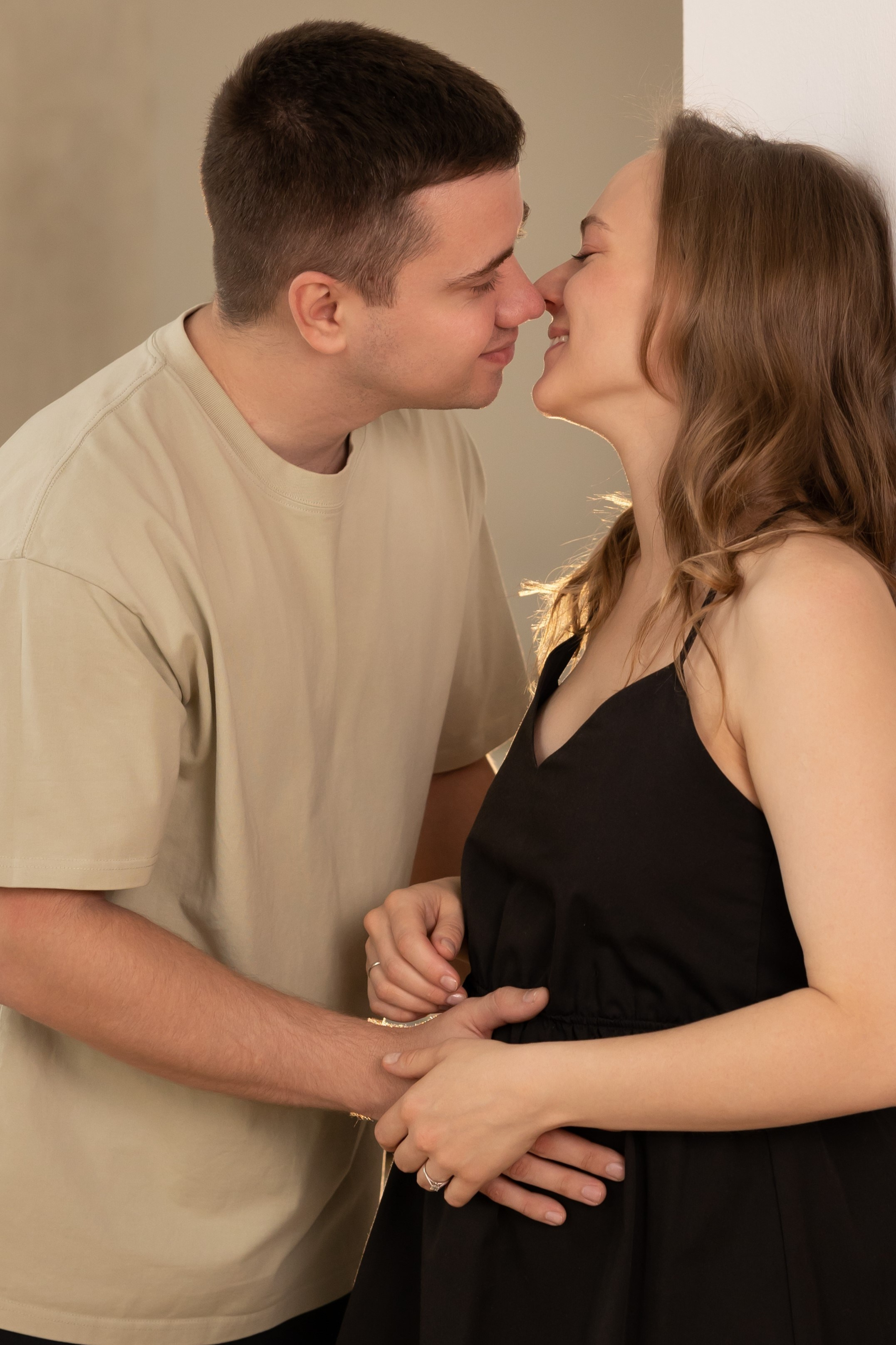 Дарья и Дмитрий семейная фотосессия. Семейный и женский фотограф, стильный репортаж в г. Новосибирск