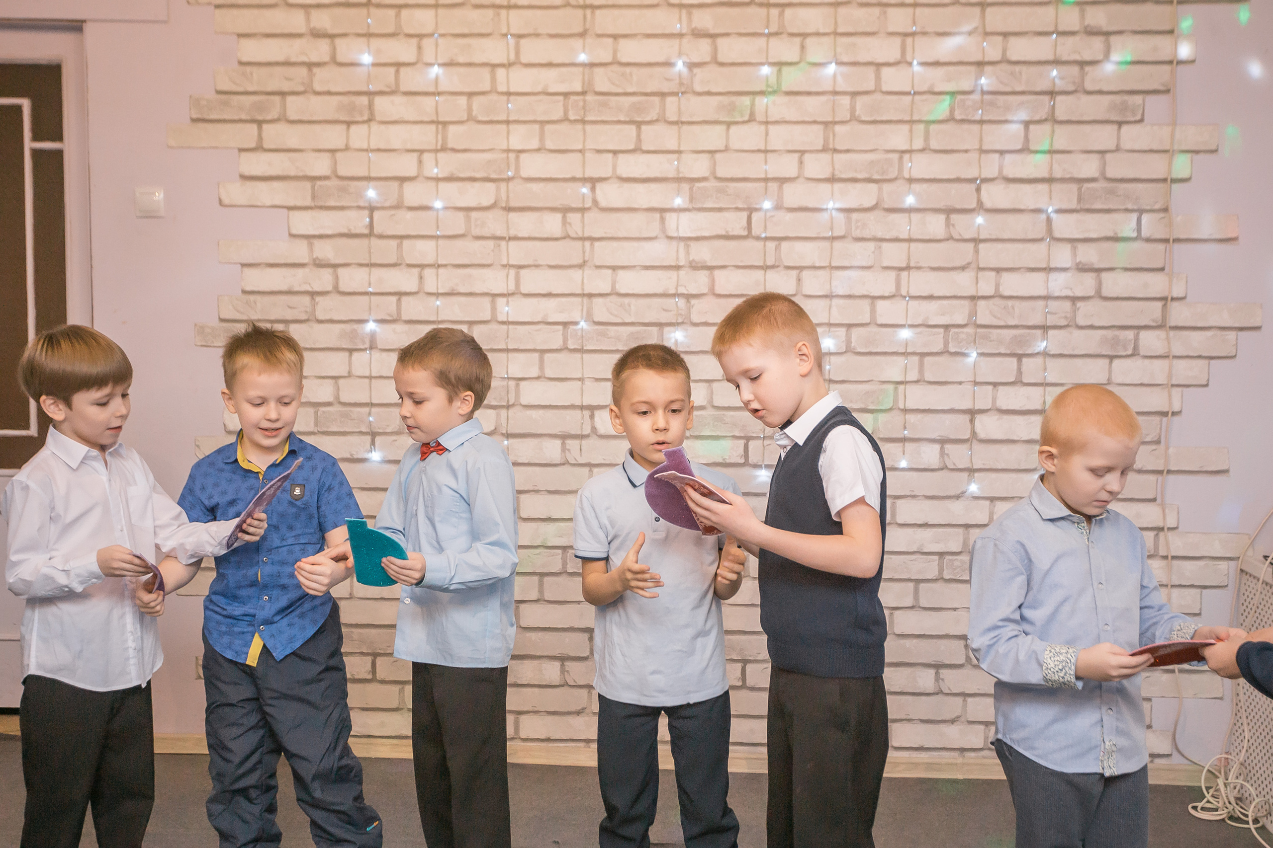 Новый год у первоклассников. Фотографиня Мария Дикова