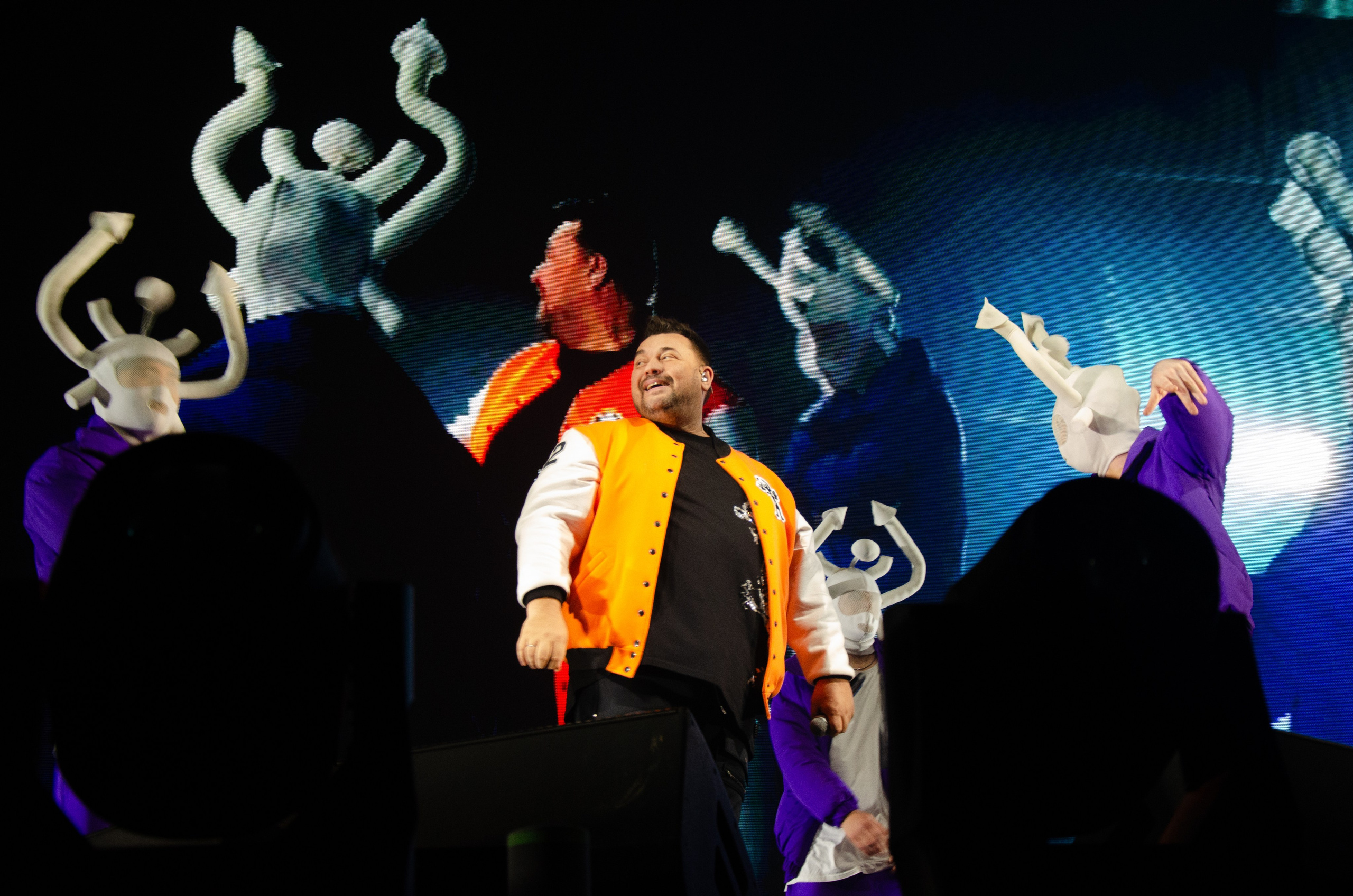 Съемка концерта известного исполнителя Сергея Жукова (группа Руки Вверх Нижний Тагил 22.10.2025 Металлург-Форум)