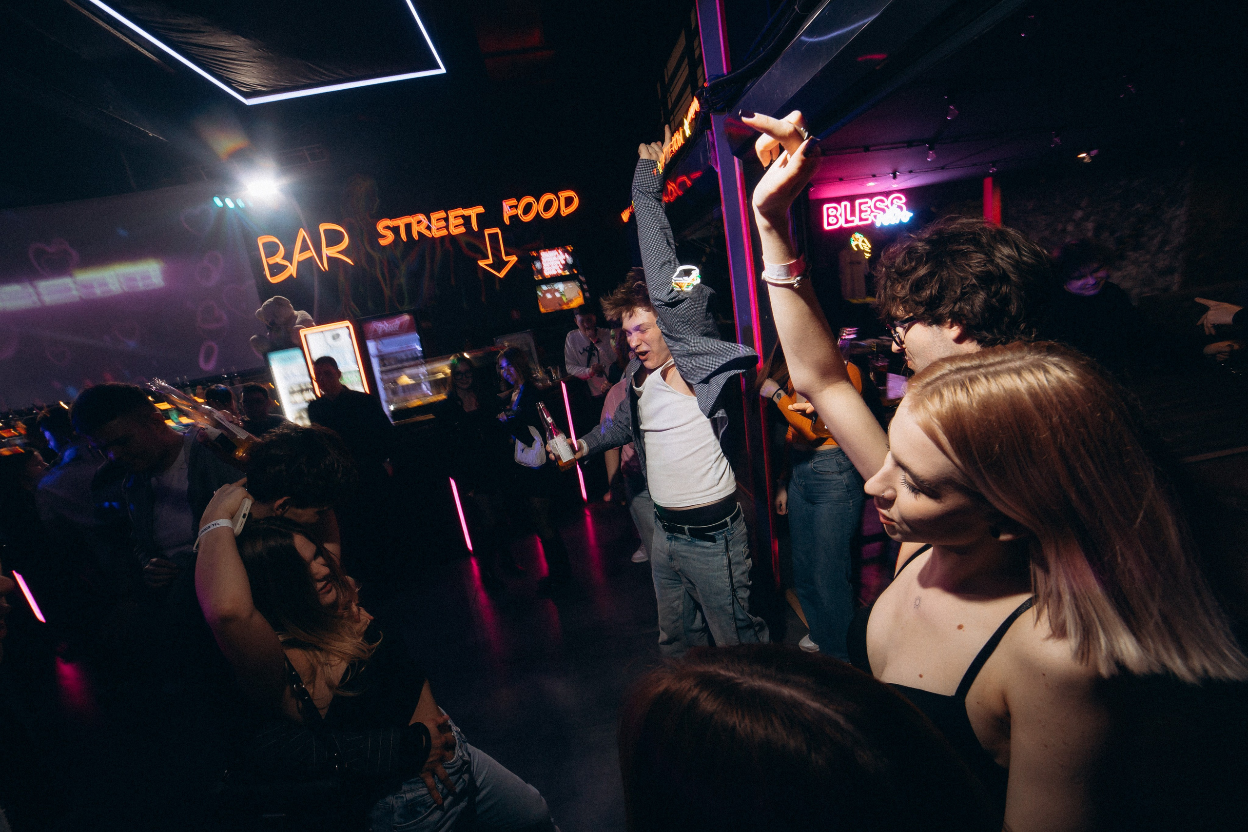 Bless 19-04-25. Свадебный фотограф Роман Медведев , Минск, Беларусь