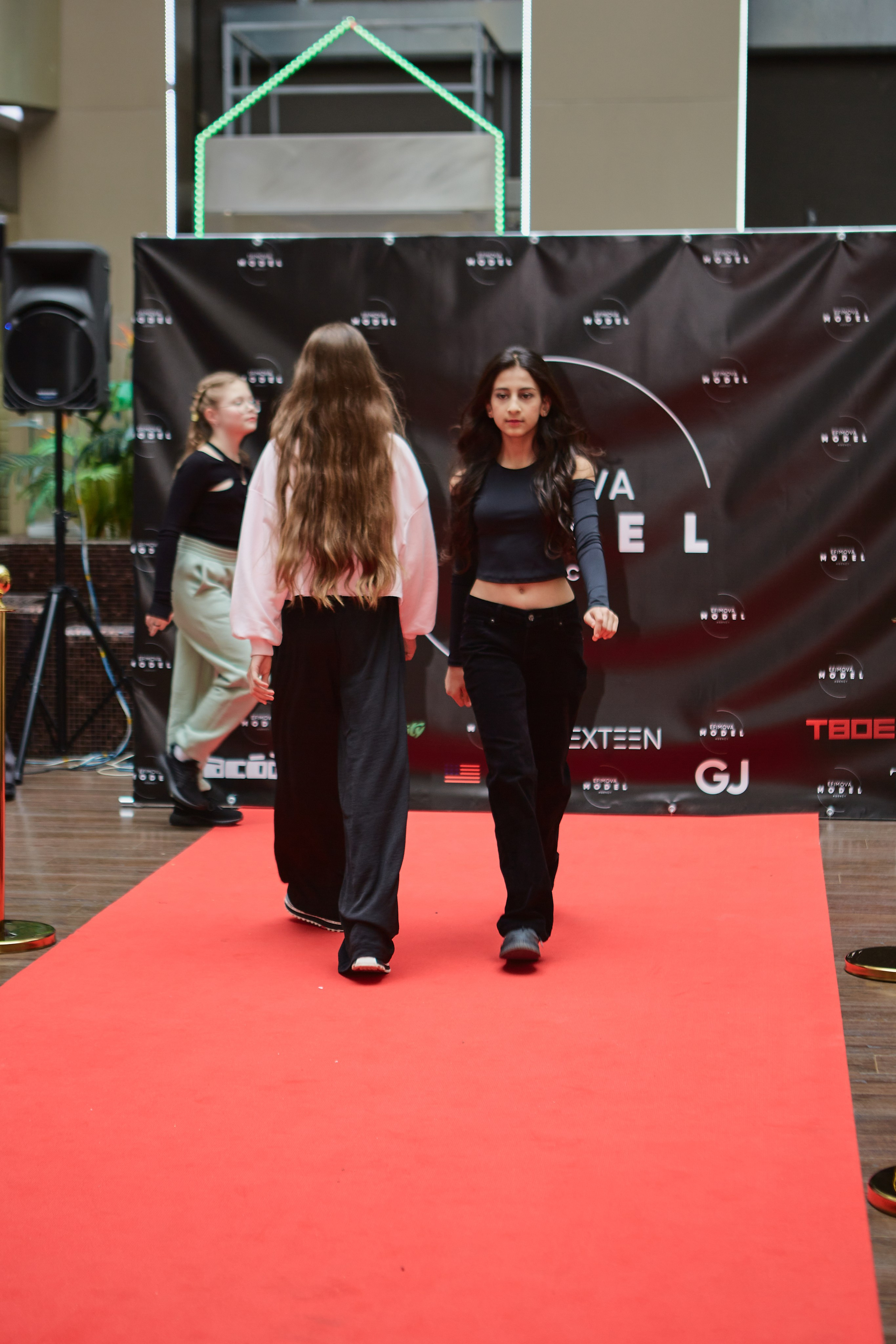 FASHION SHOW ТЦ Sun City. Efimova Model Agency