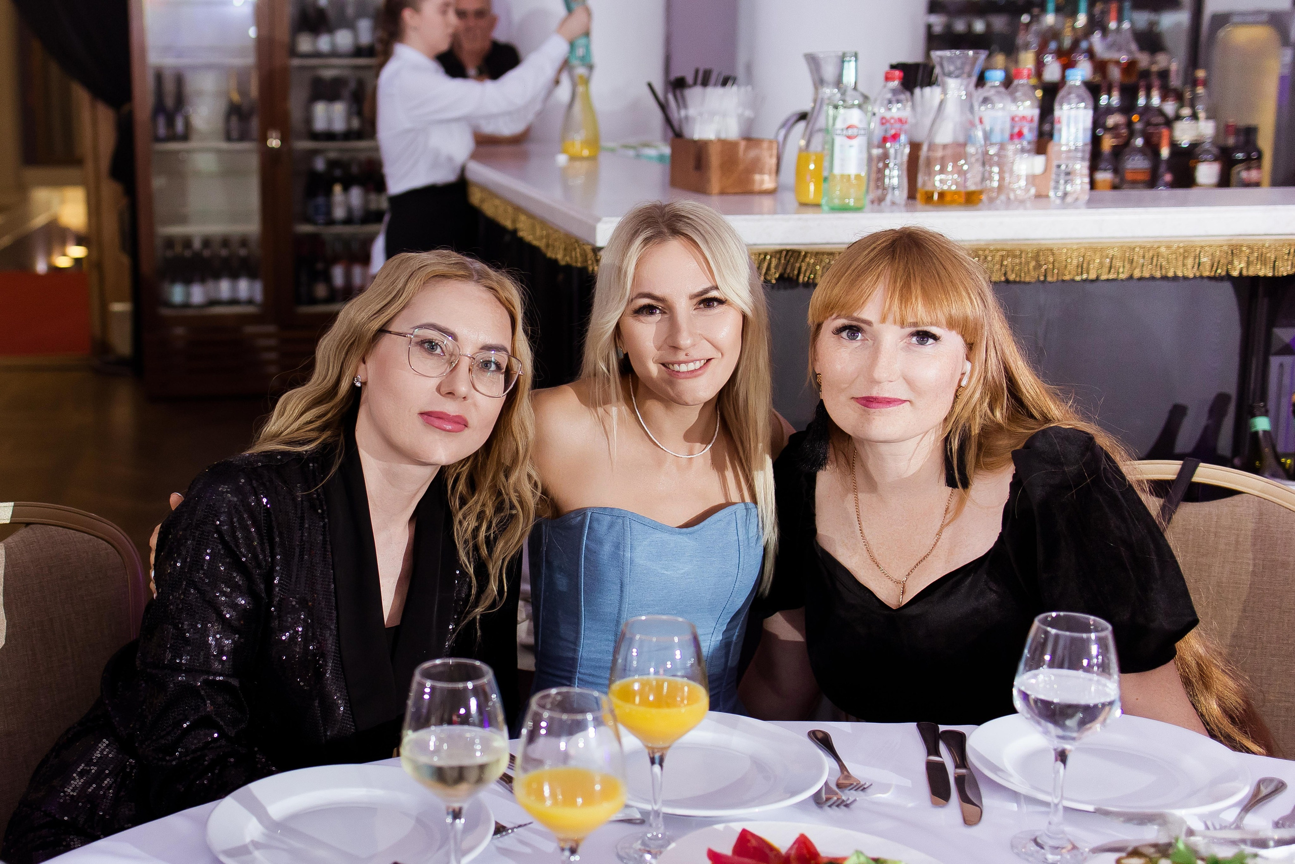 Выпускные 9-11 классы. Свадебный и семейный фотограф Яна Стражева. Волгоград, Москва