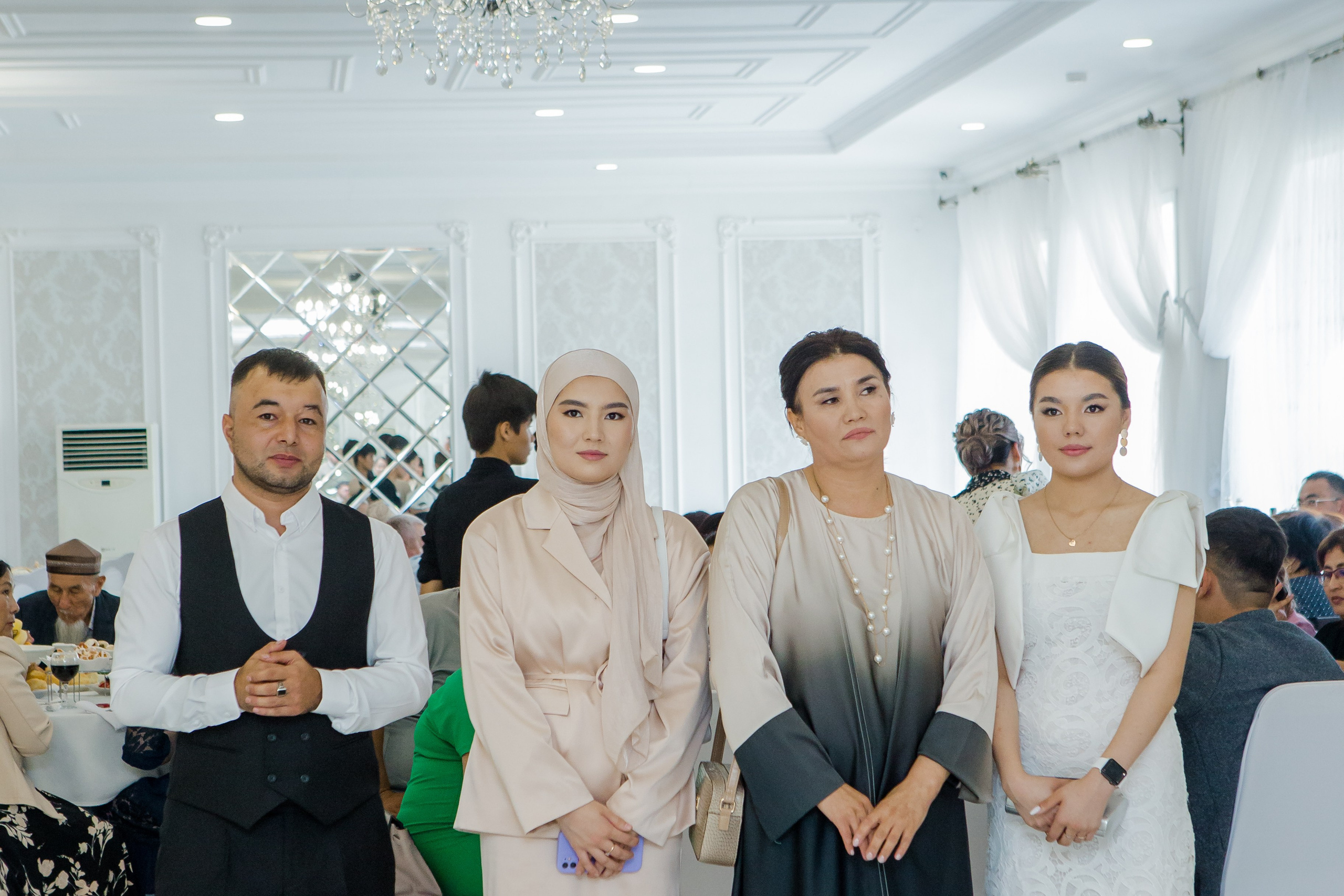 QYZ UZATU ZHADYRA. Свадебный и репортажный фотограф в Астане T.Yertay «Nomad media»