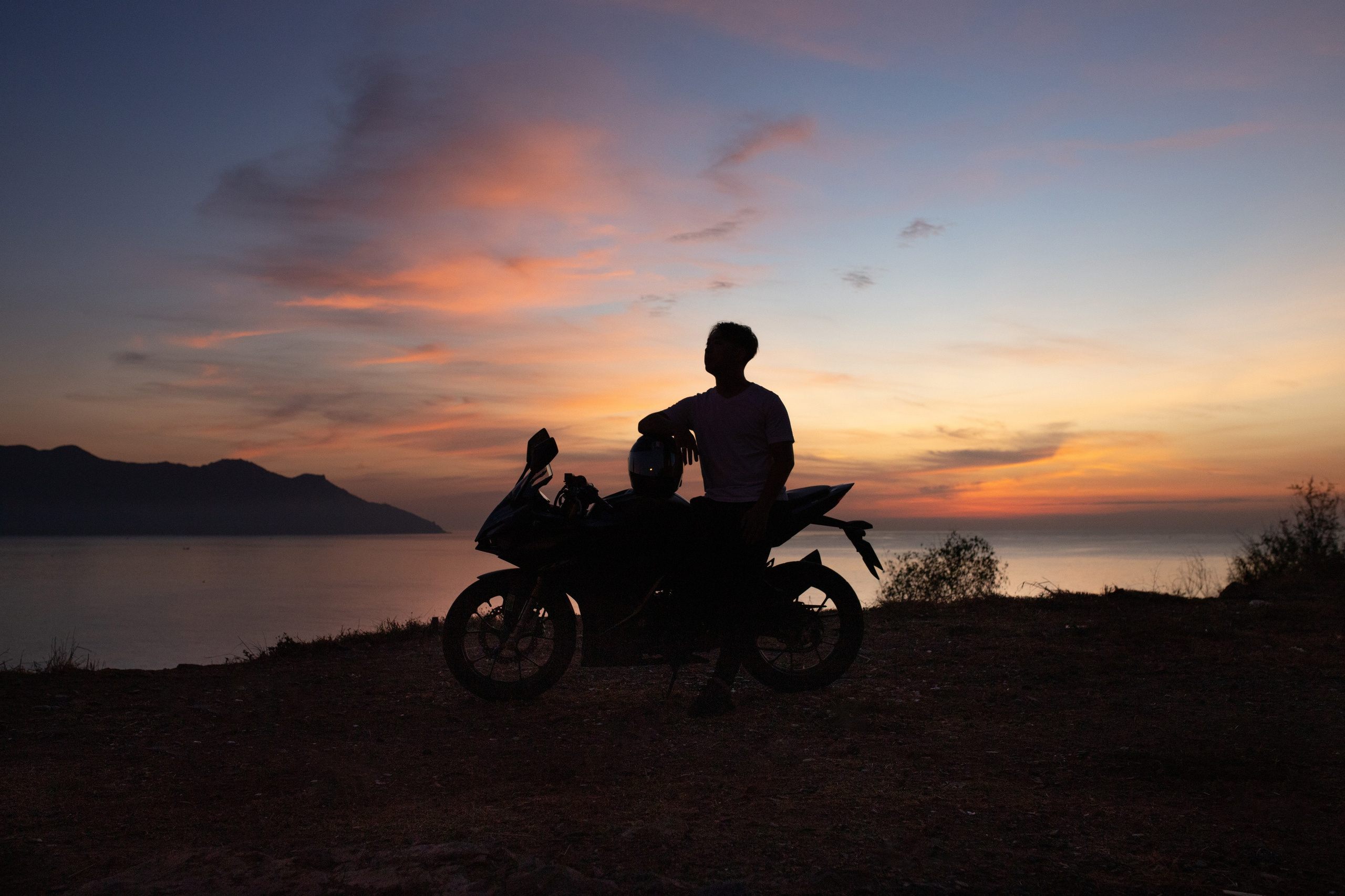 Рассветная прогулка на байках Кон и Ирина.Нячанг. Главная