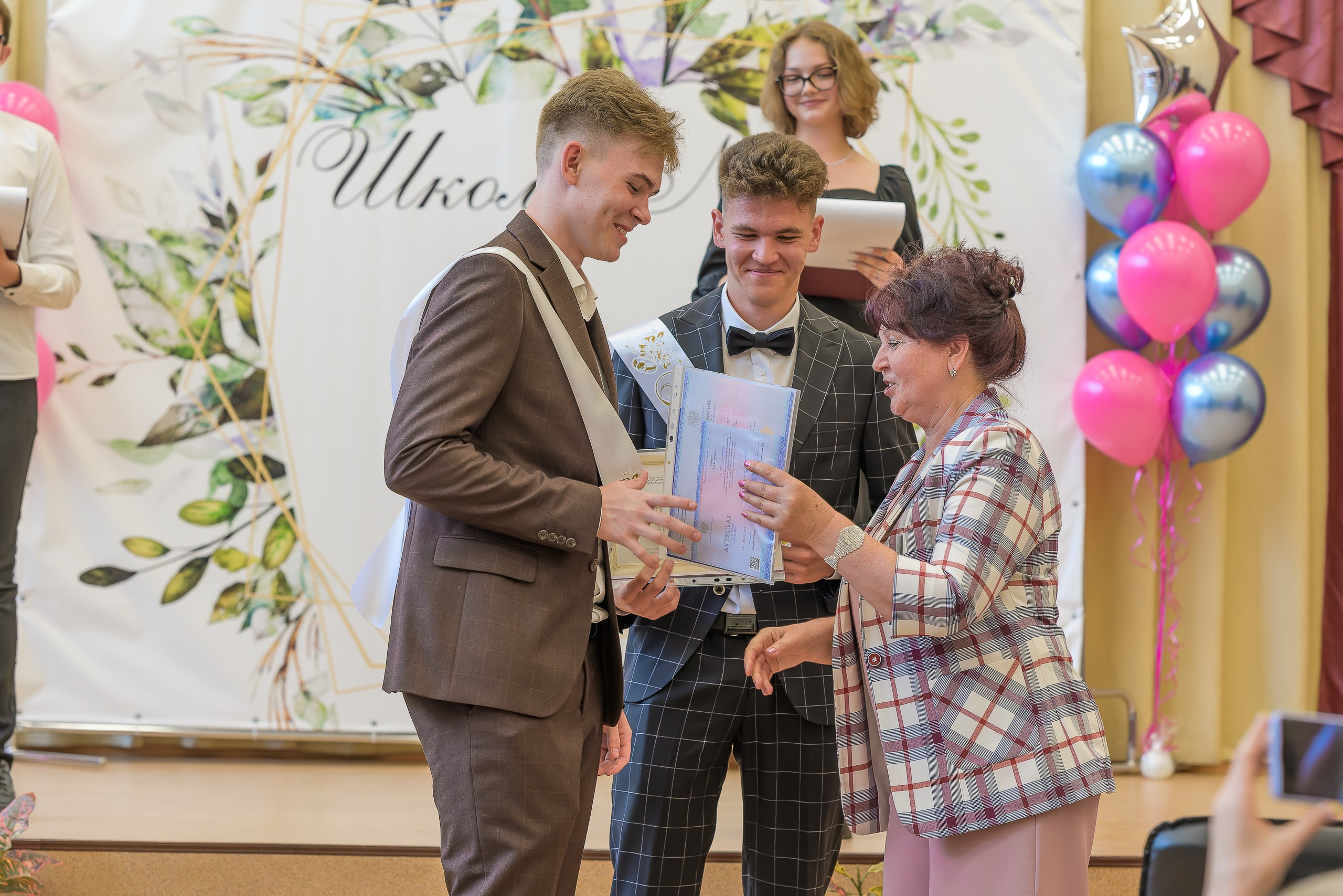 Выпускной МБОУ «СОШ № 34». Фотограф в Кемерово Владислав Шульц