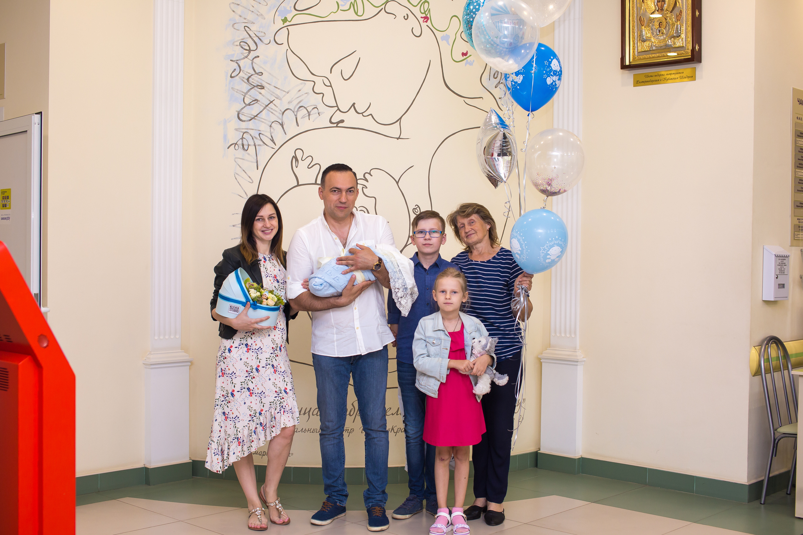 Выписка с роддома. Свадебный и семейный фотограф/видеограф в Краснодаре Наталья Осинская