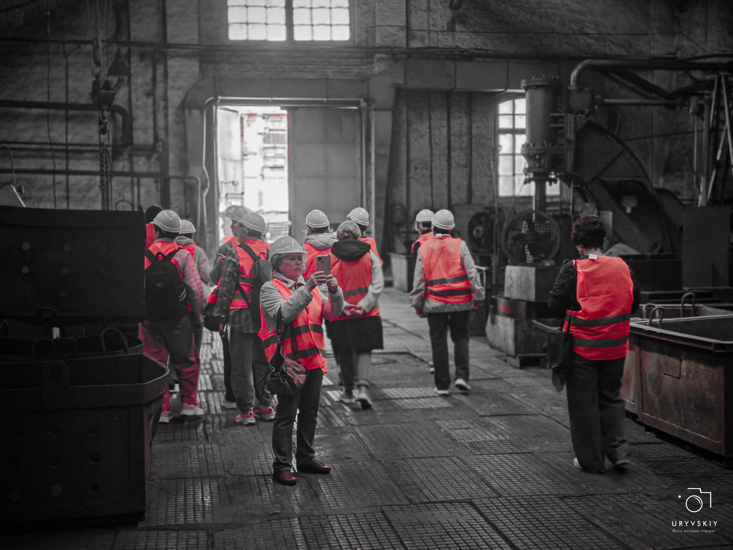 Красноярский электровагоноремонтный завод. Игорь Урывский. Фотограф Красноярск