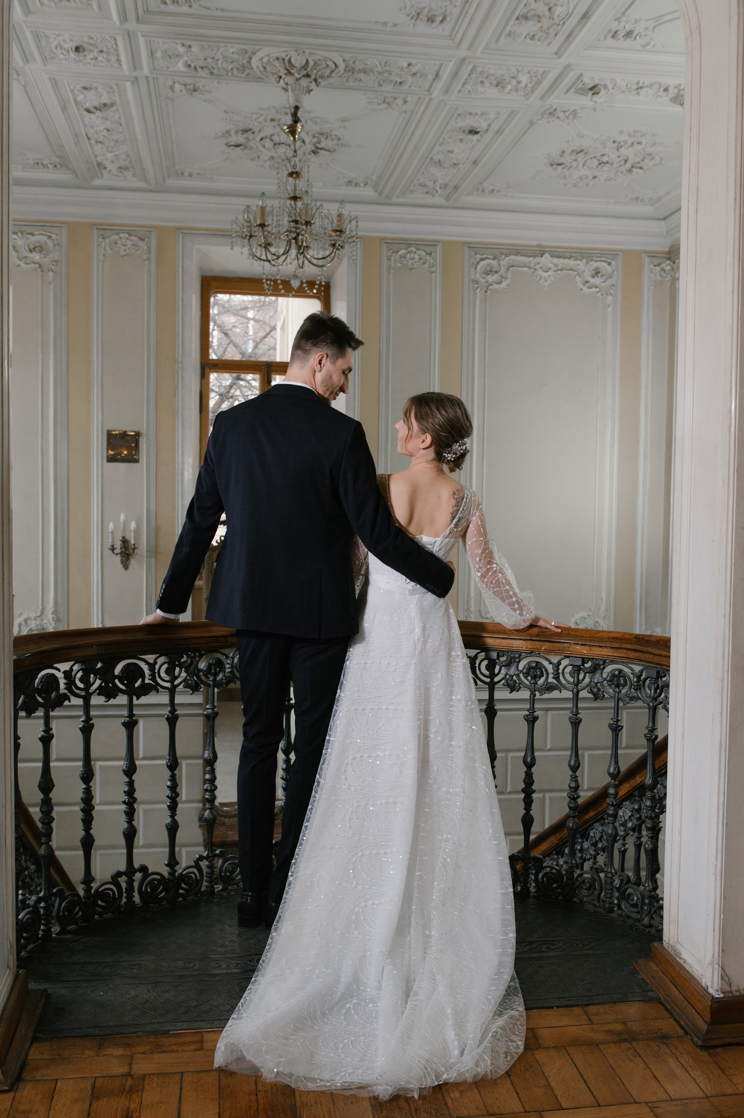 Свадебная фотосессия в Читальне имени Пушкина и камерный банкет в ресторане «Гусятникоff». Семейный и свадебный фотограф в Москве Татьяна Николаева