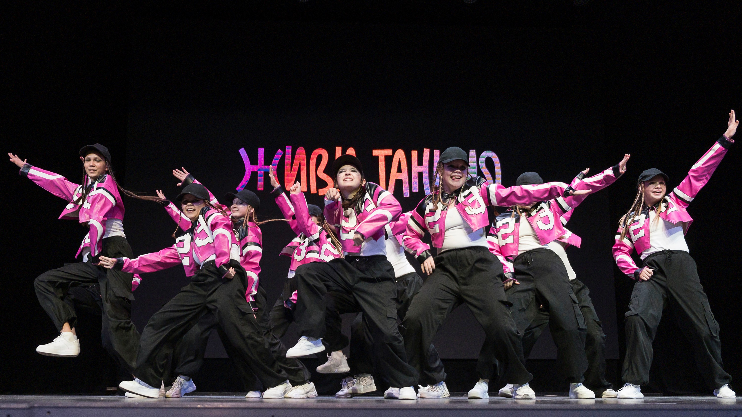 Живи танцуя 2025. Репортажный фотограф в Казани Павел Серпокрылов