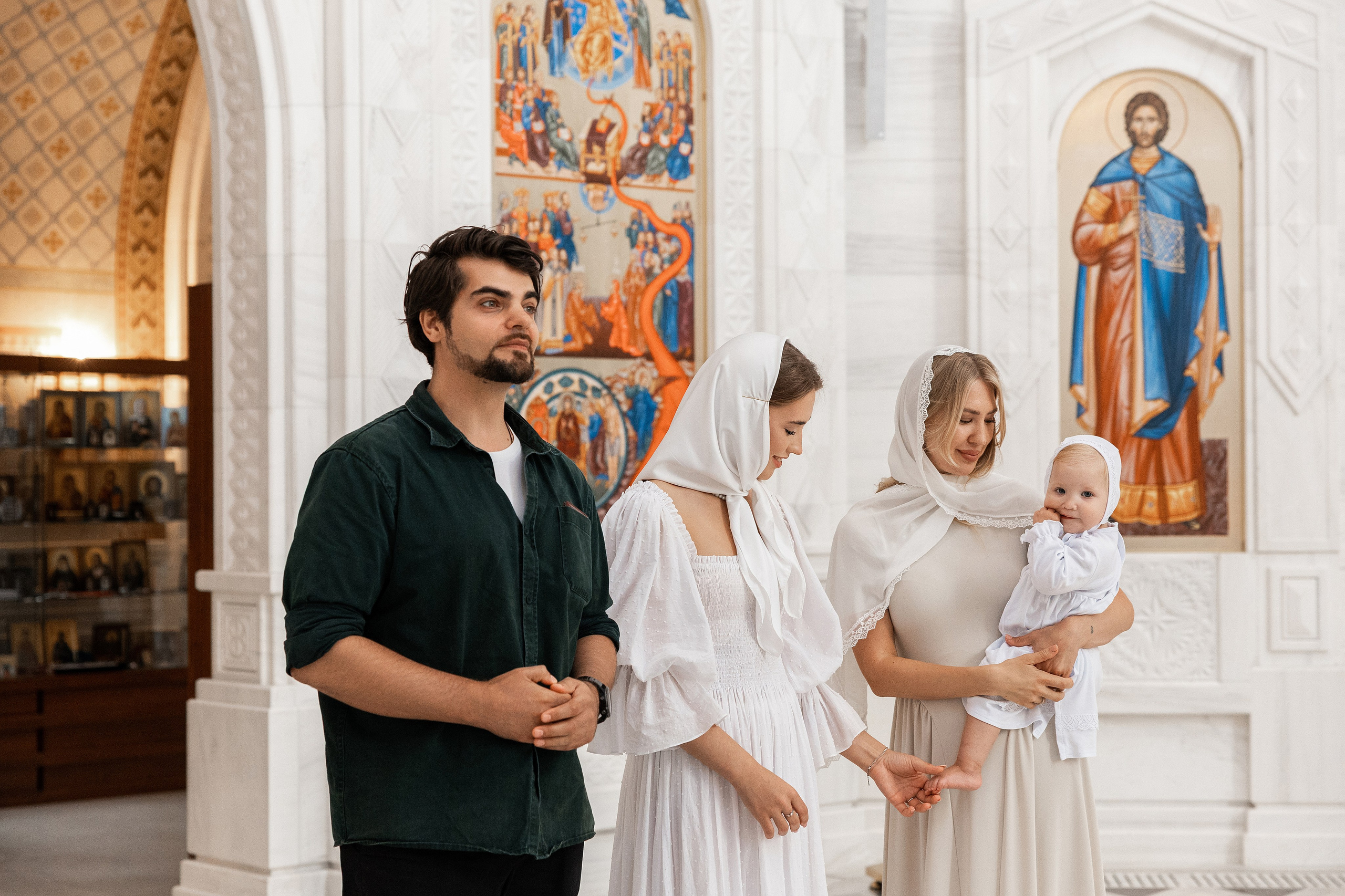 Крещение Аделины. Фотограф Крещение, Выписка москва