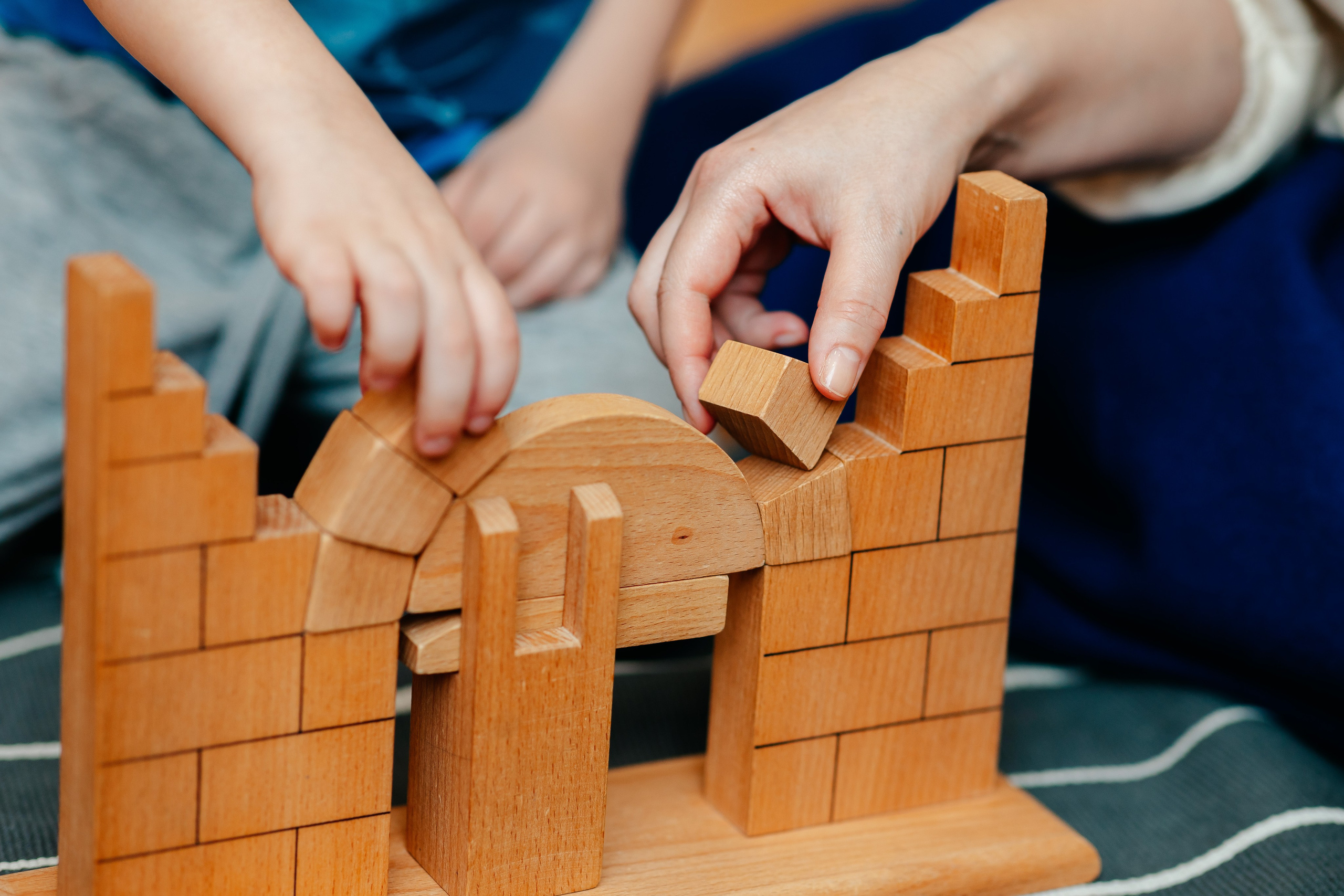 8 марта в Монтессори-саду. Семейный lifestyle фотограф в Санкт-Петербурге Людмила Пахомова