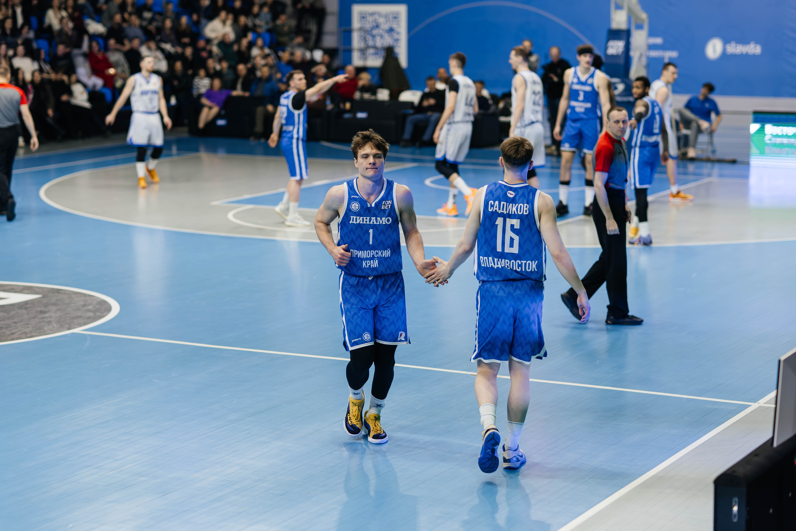 Баскетбол — Динамо. Репортажный и свадебный фотограф во Владивостоке Максим Цой