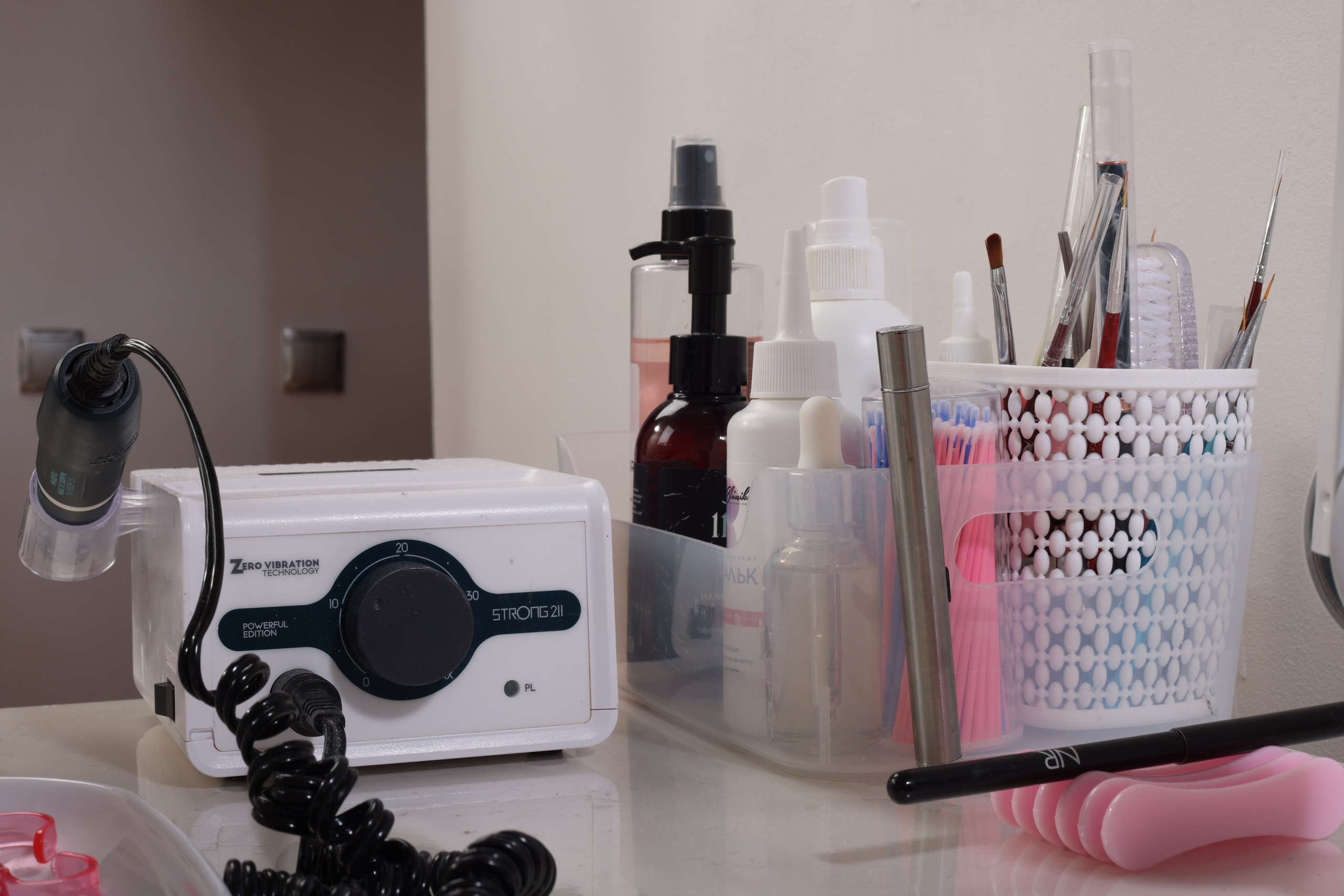 Saloon. Joseph Anton