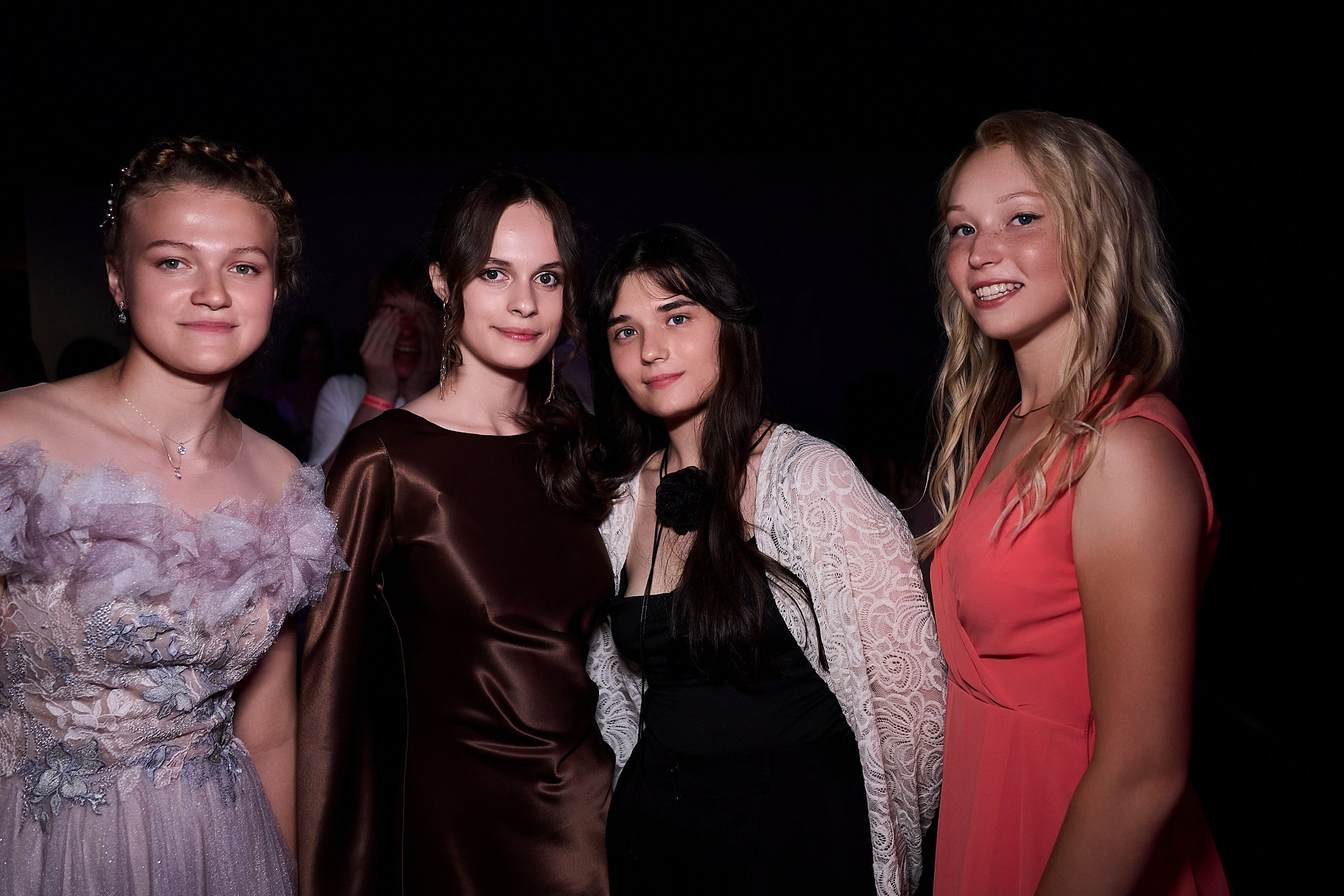 Выпускной 2024 концертный зал Академия ВТБ. Фотограф и Видеограф в Москве. Олег Корушев