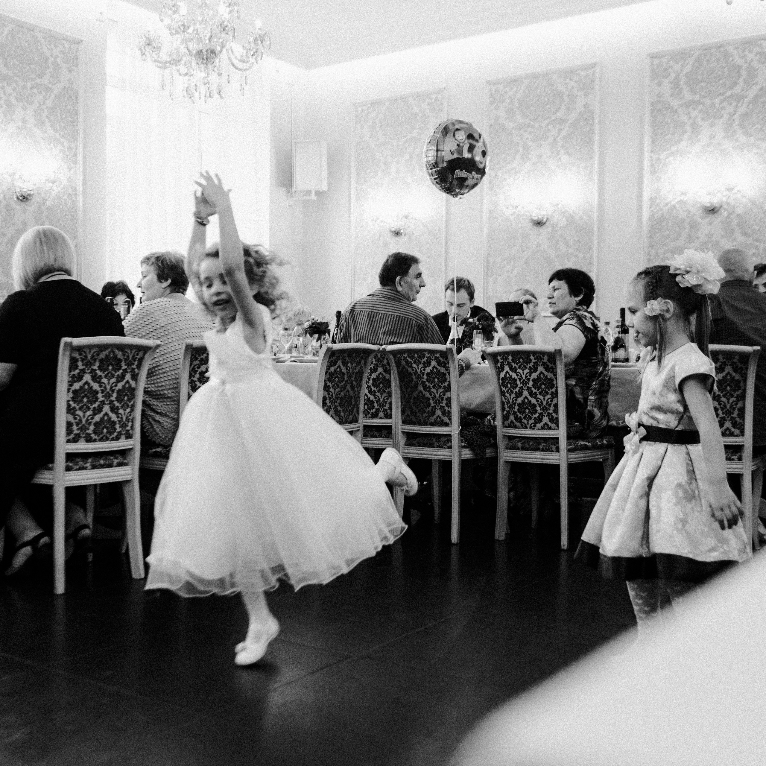 Солнце, яблоки и лодка. Фотограф Серафим Крюков