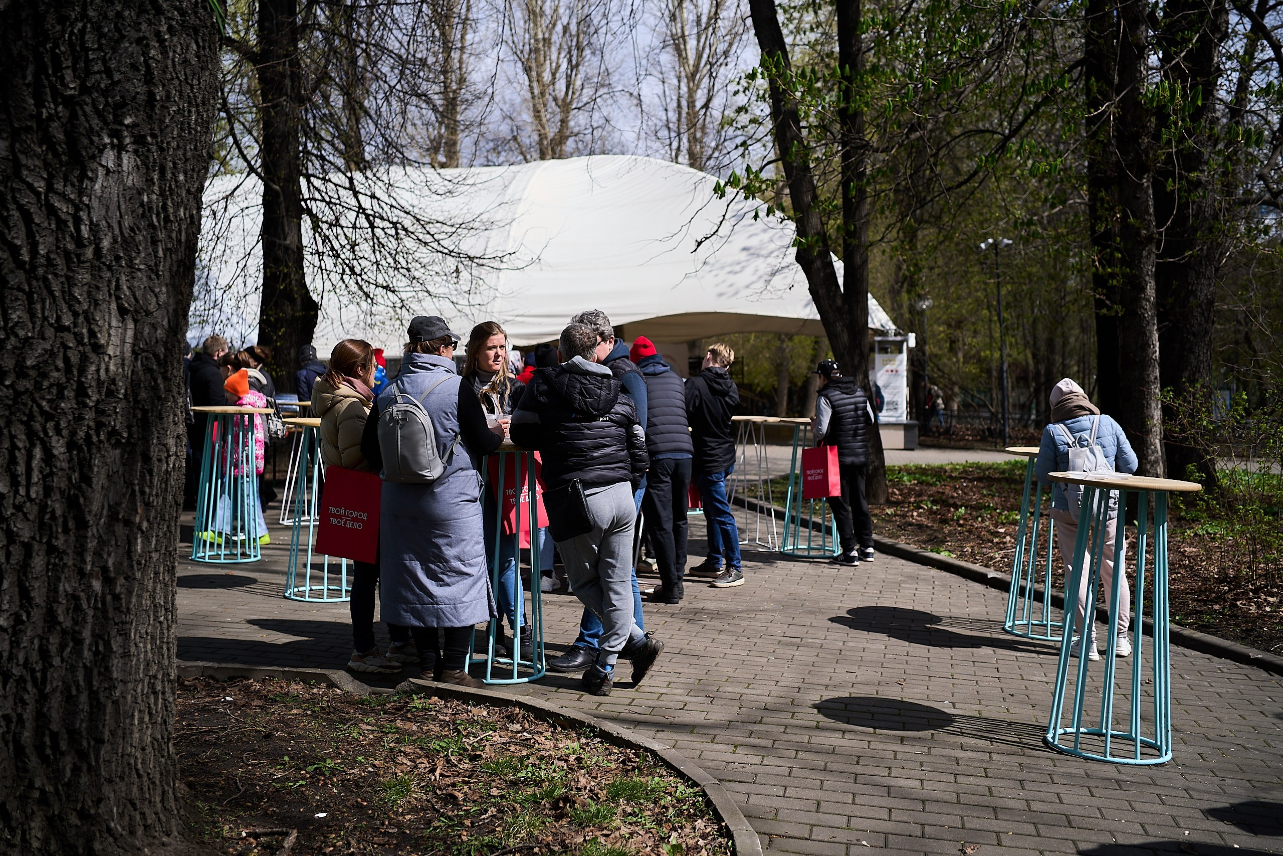 Субботник у Управления делами Мэра и Правительства Москвы. Фотограф и Видеограф в Москве. Олег Корушев