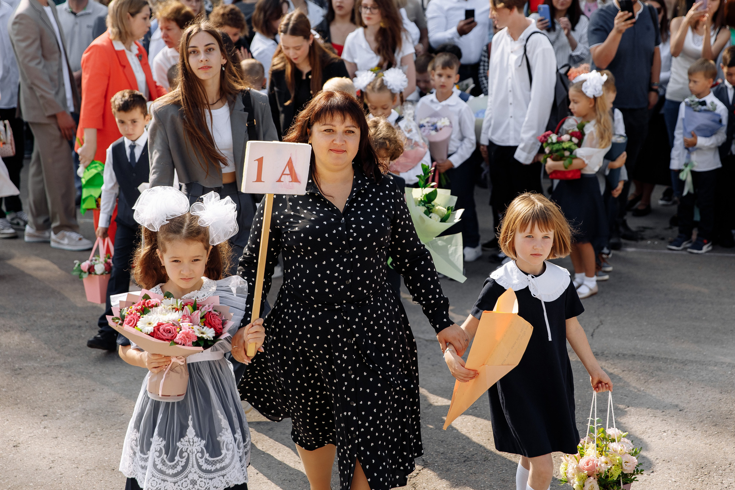 1 сентября Покровская СОШ. Свадебный фотограф Фадеева Алёна