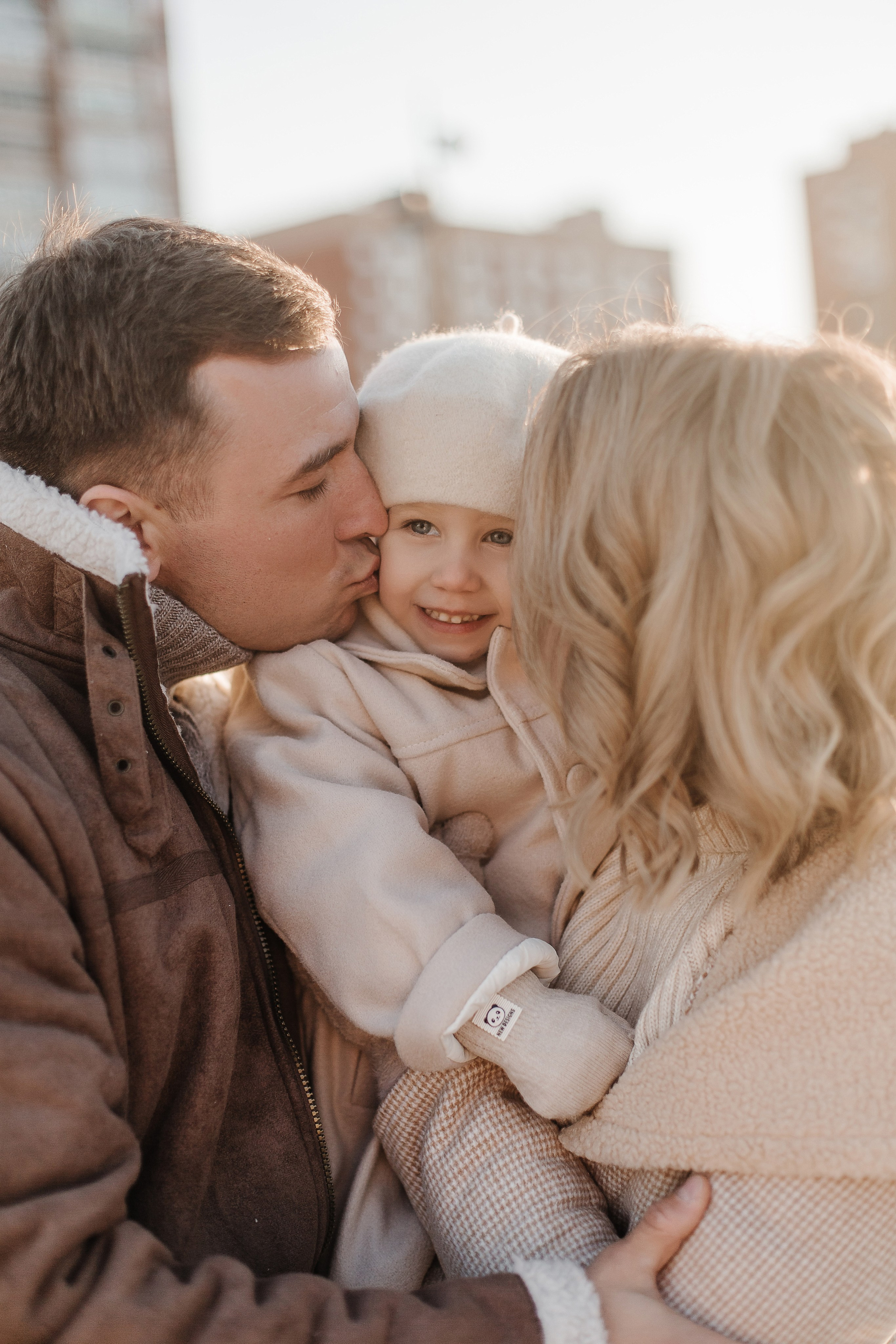 Юлия, Дмитрий и Варя. Свадебный и семейный фотограф Александра Кос