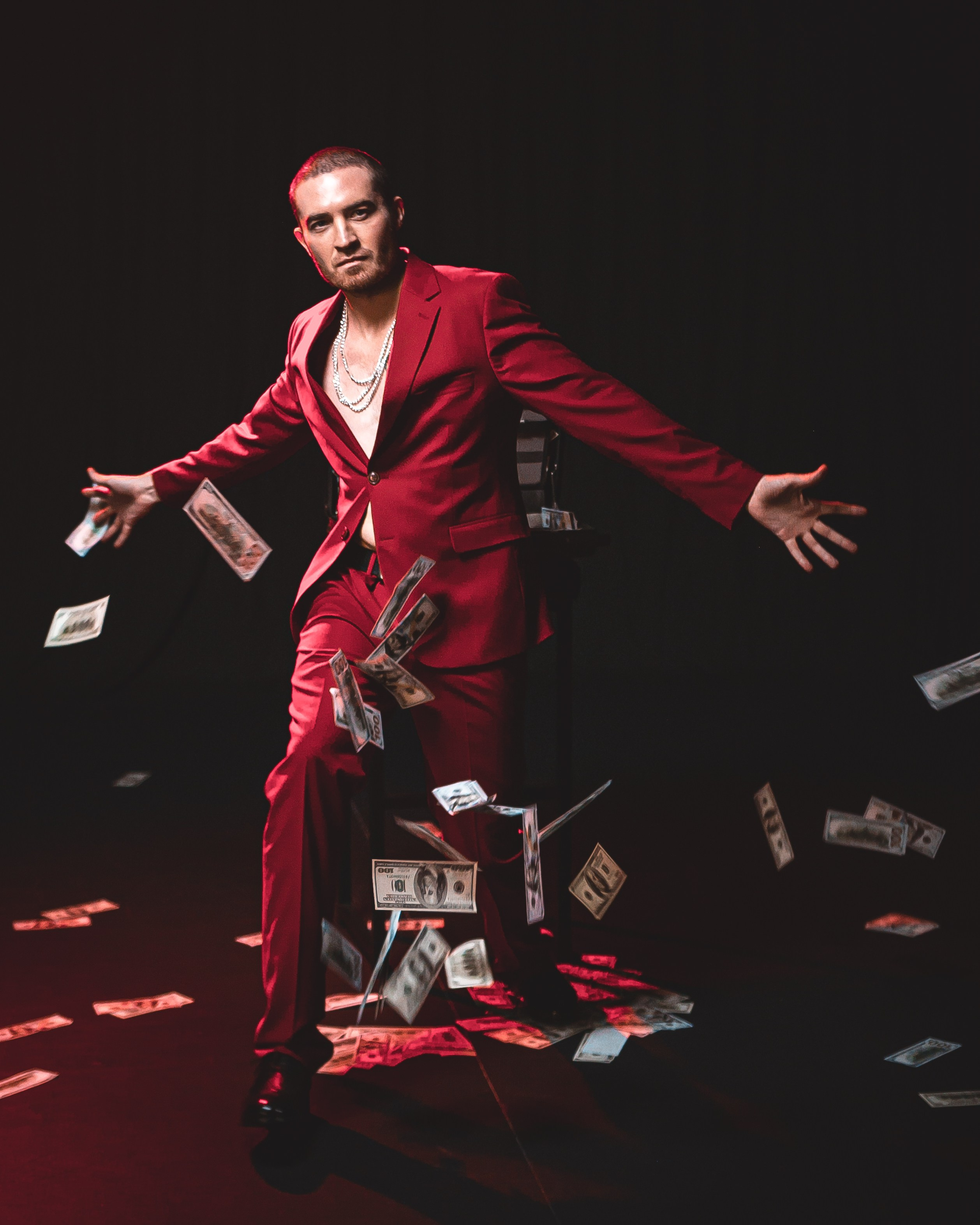 MF PROD. — NICHOLAS VYAZEMSKY. MOVIE FAMILY PRODUCTION