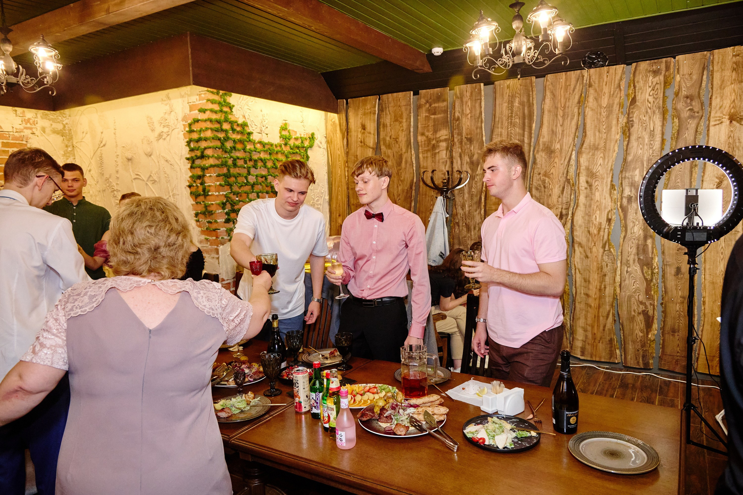 Выпускной 35 Сош. Фотограф Выпускные альбомы Таганрог Сергей Коробченко