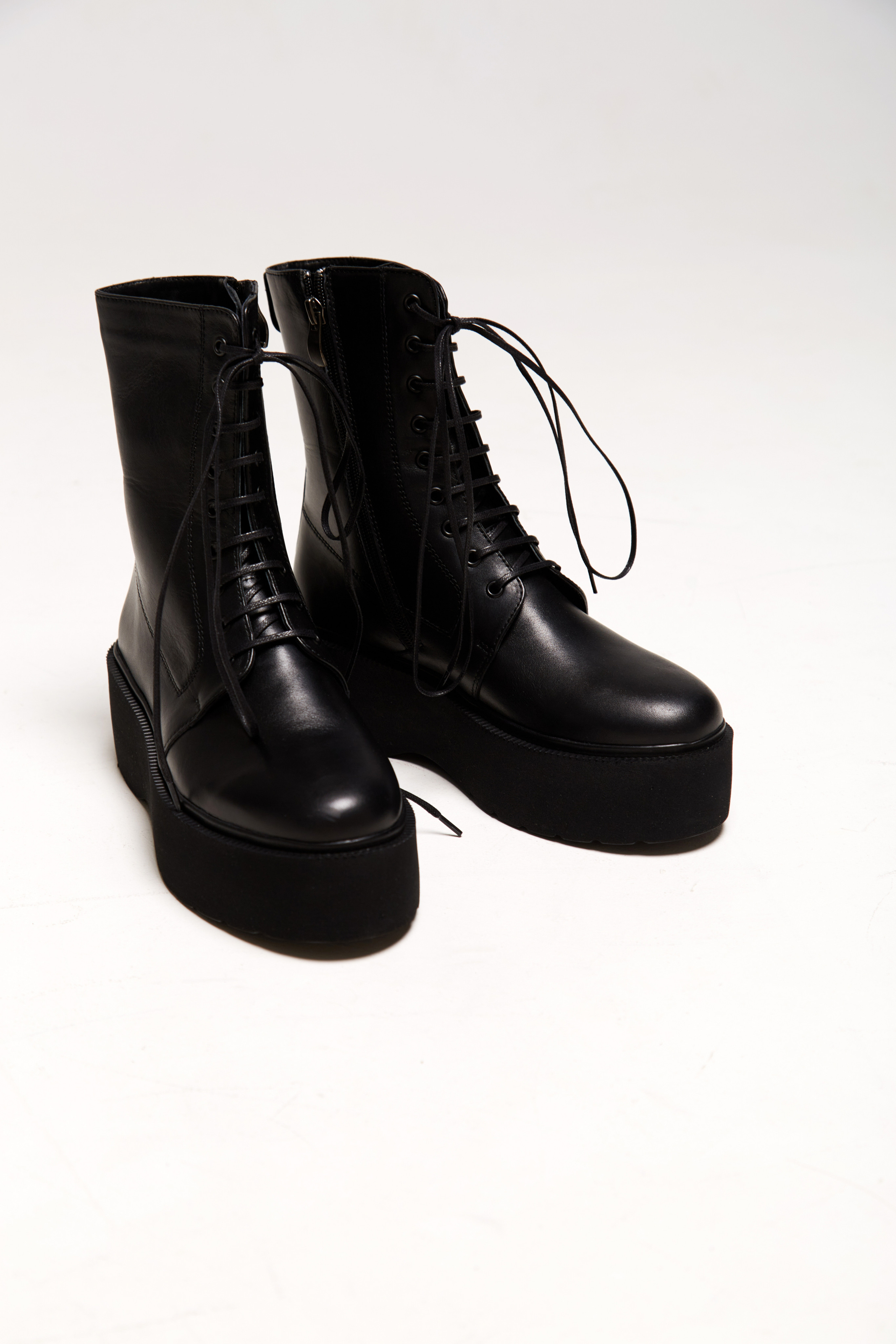 Lookbook для магазина обуви. Fashion фотограф в Москве Ксения Чупрунова