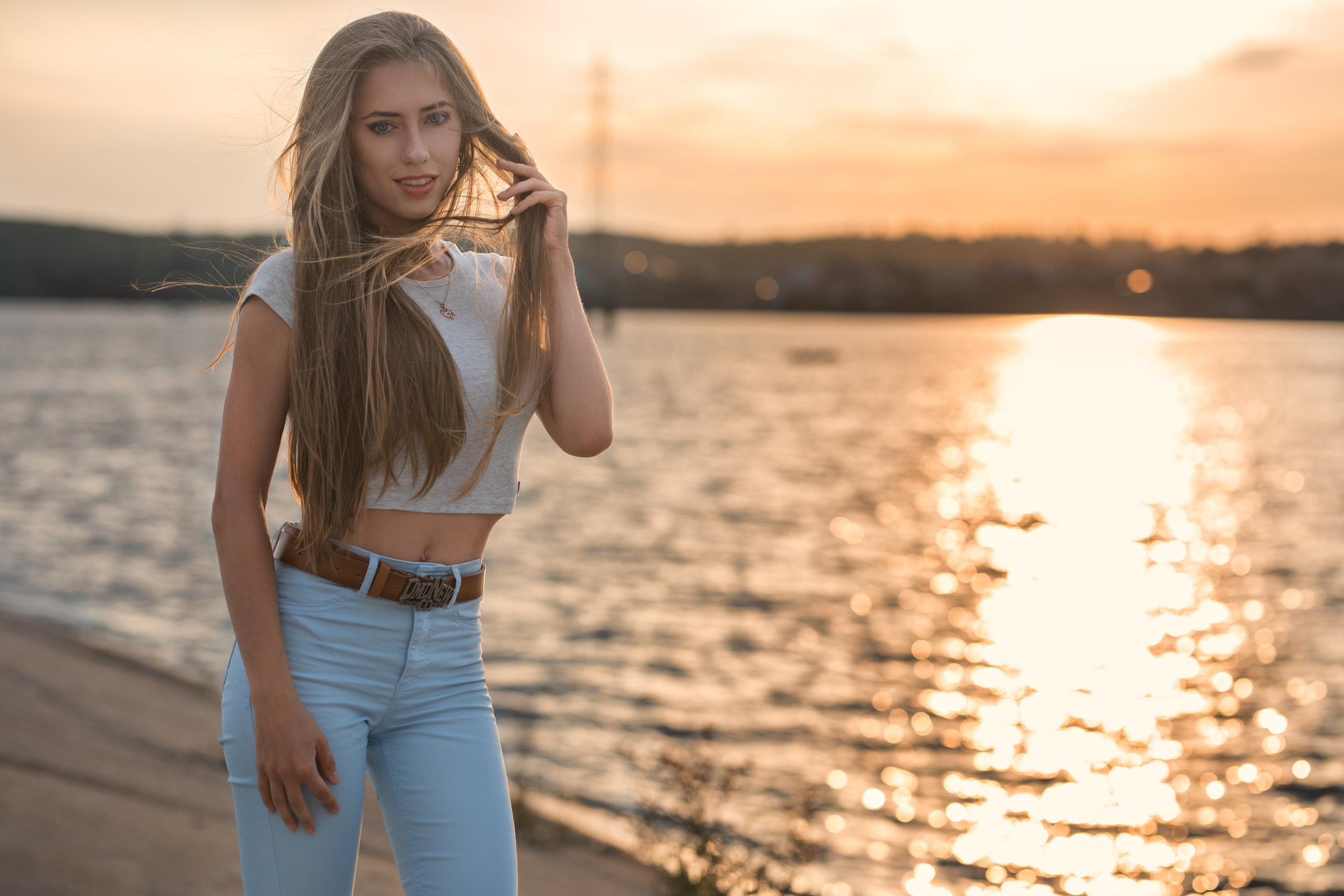 Фотосет на берегу реки с Викторией для «себя»