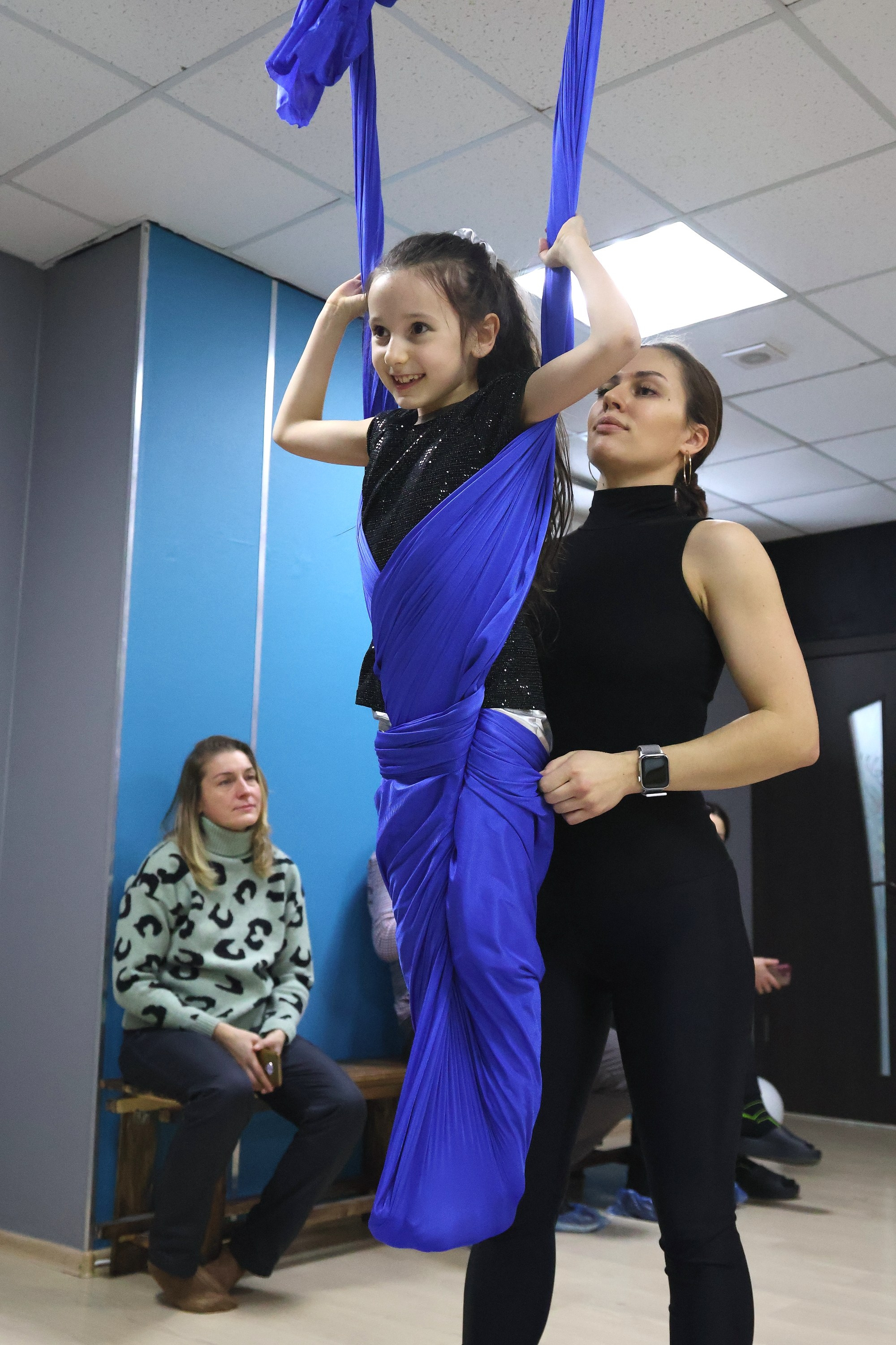 Открытый урок «Фитнес в гамаках». Спортивный и репортажный фотограф Ермакова Светлана