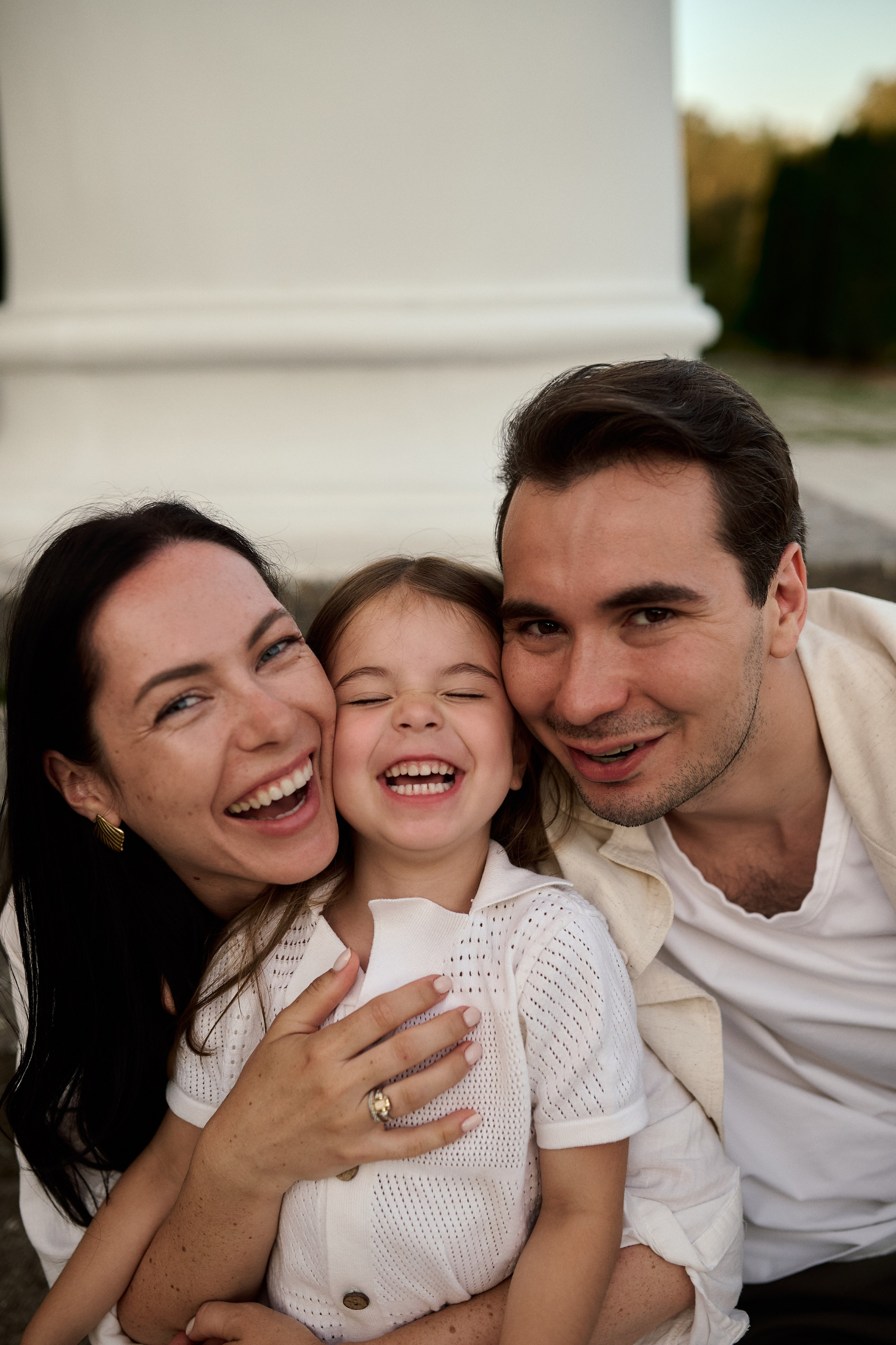 Рохус, Юля и Оливия в парке Останкино. Семейный и свадебный lifestyle-фотограф в Москве Мария Петрова