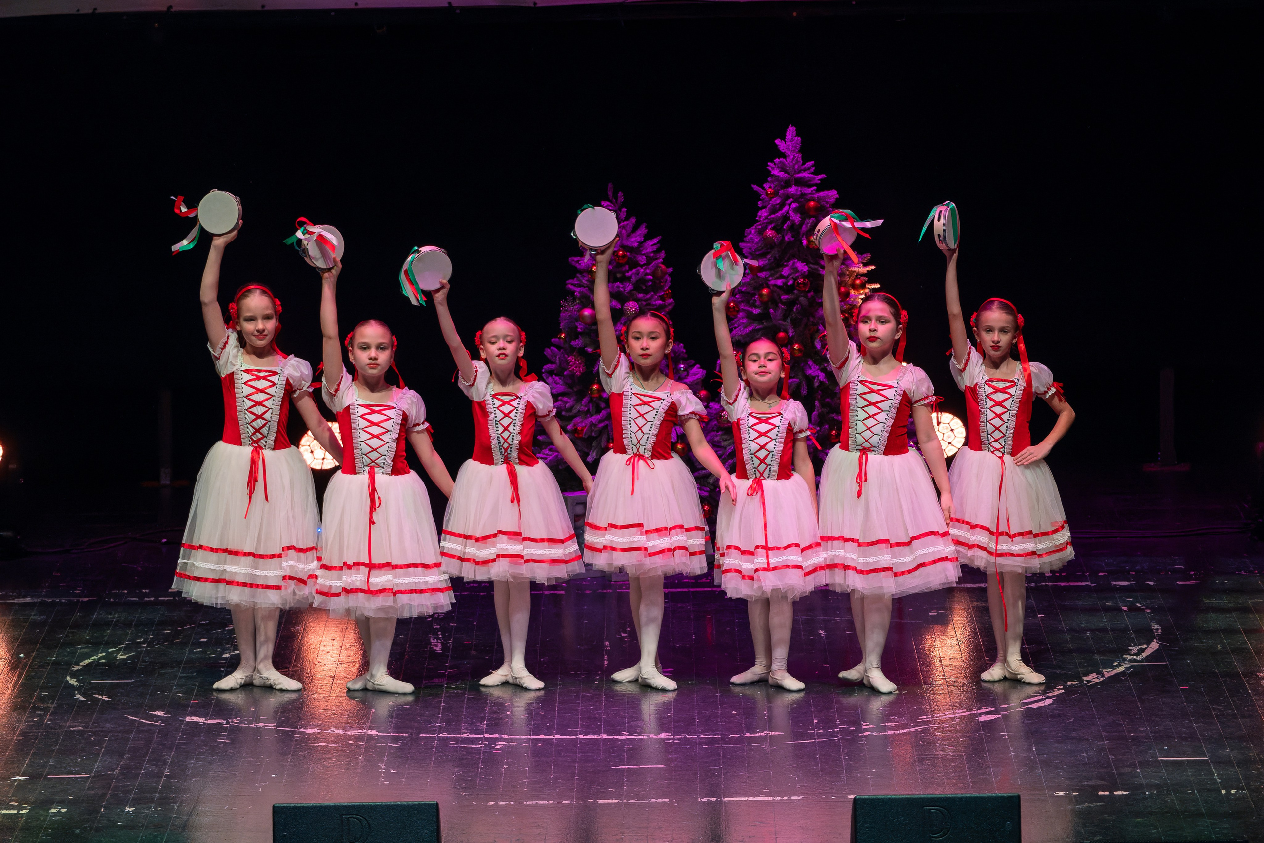 Съёмка новогодних праздников, елки для детей и родителей. «Студия DRONAVT`s» — видеосъёмка и фотография г. Москва