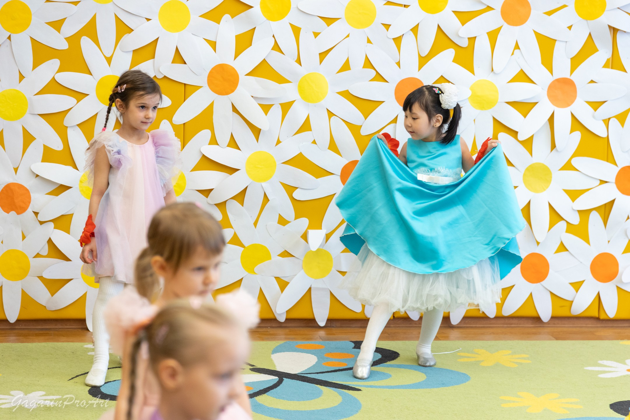 Фотограф в детский сад на утренник и праздник. GagarinProArt