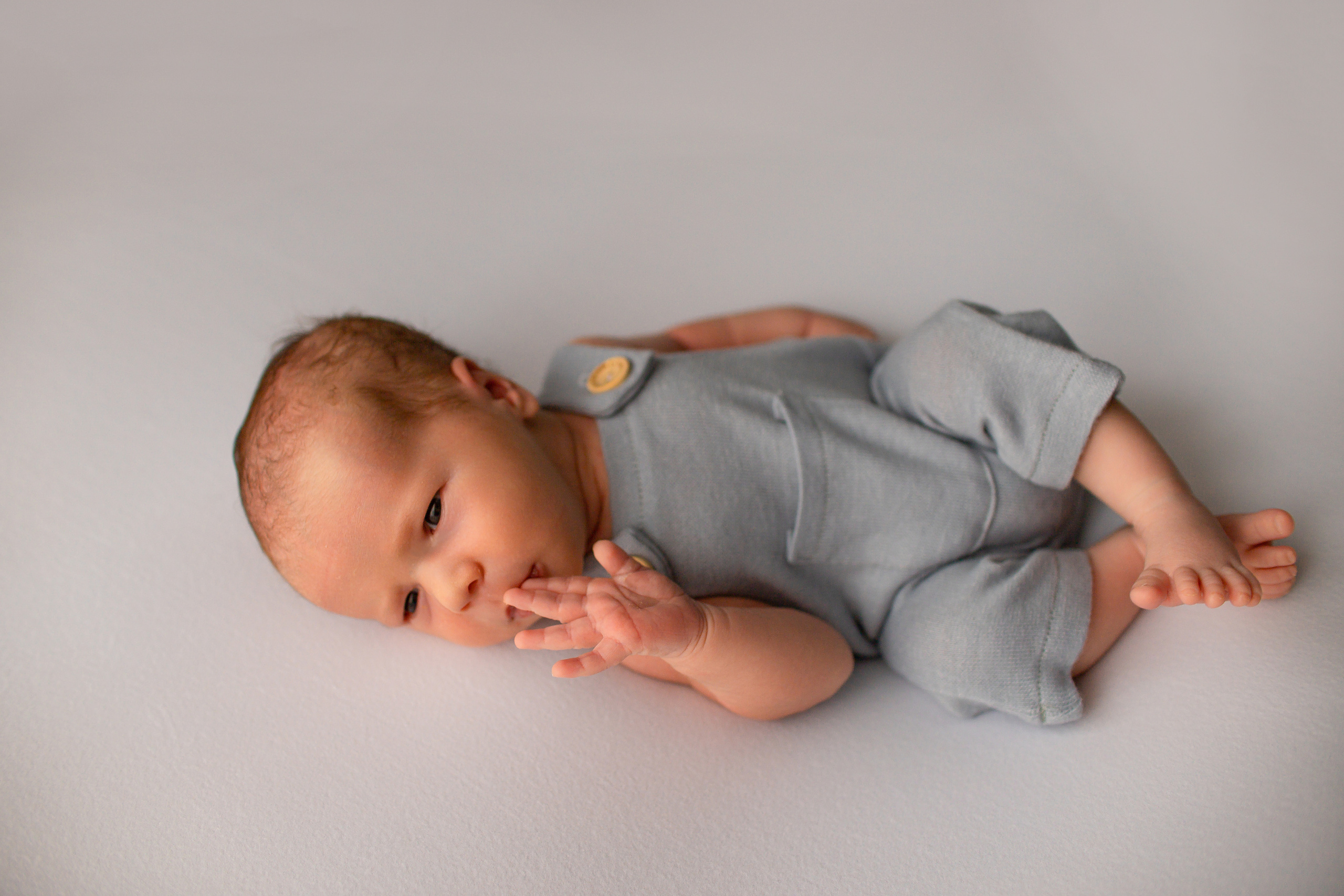 Ярослав 16 дней. Семейный фотограф в Рязани Харламова Влада