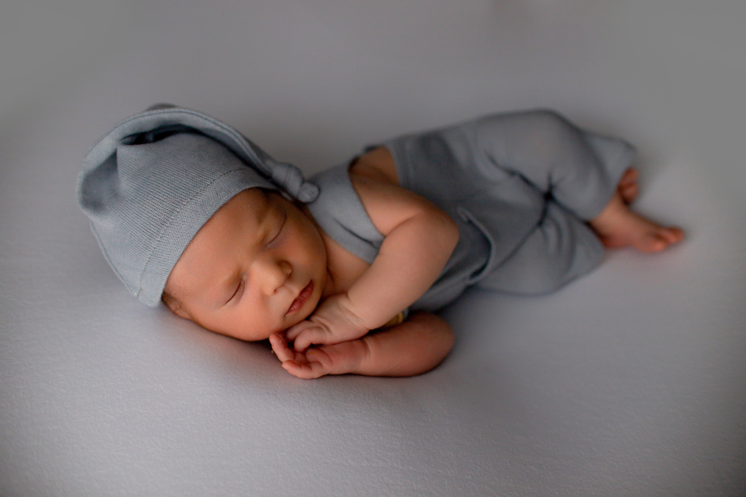 Ярослав 16 дней. Семейный фотограф в Рязани Харламова Влада