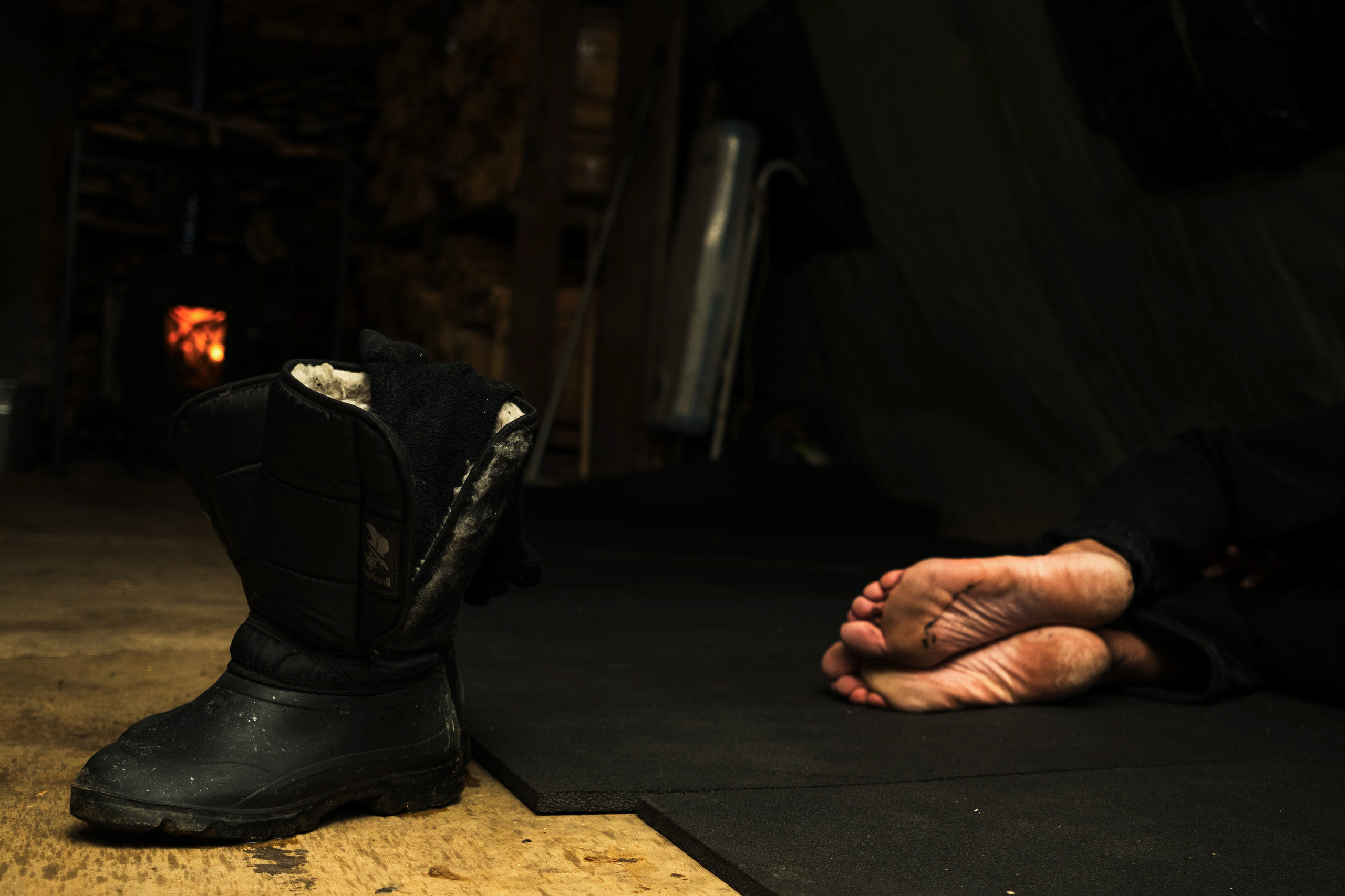 Репортажная съемка. «Ночлежка». Пункт обогрева; Неравнодуш. Репортажный фотограф в СПб