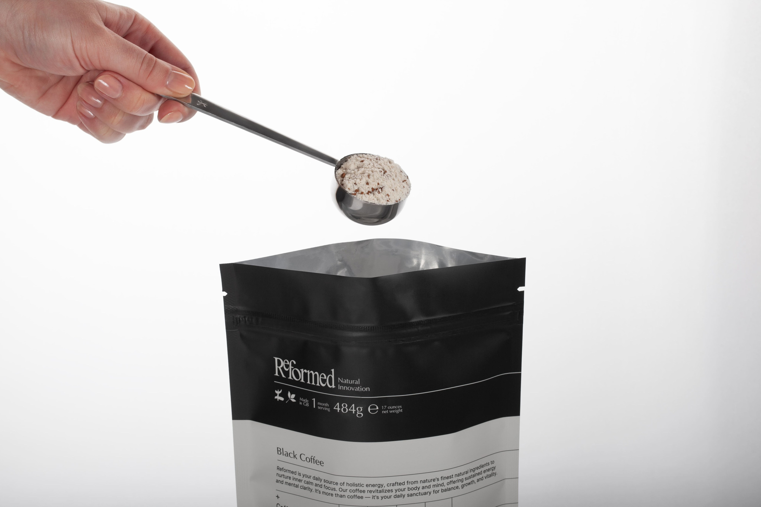 Hi-end retoucher Valerie Mo