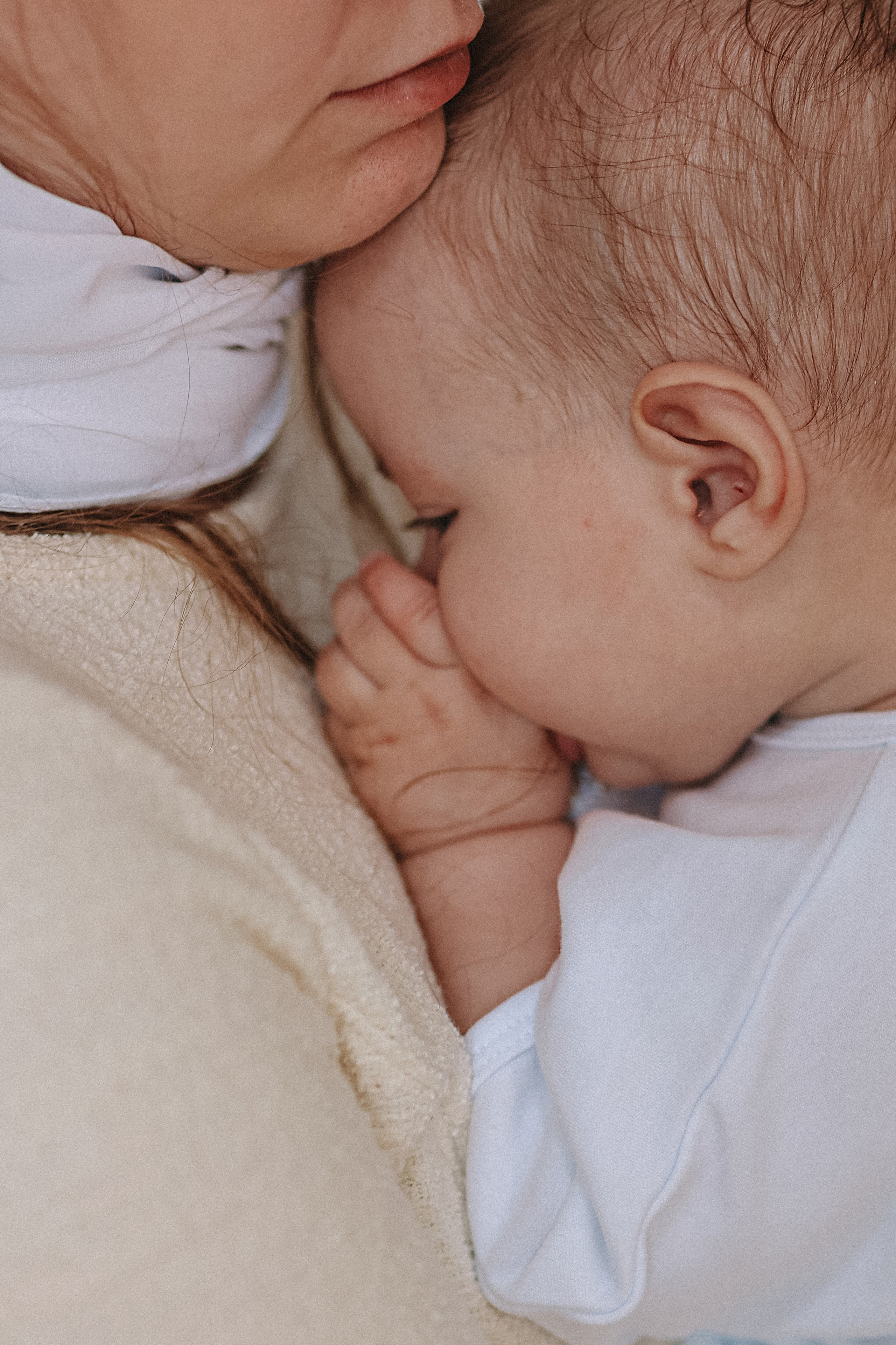 Крещение церковь около моста влюбленных. Семейный фотограф Тюмень, фотограф на роды Салмина Мария