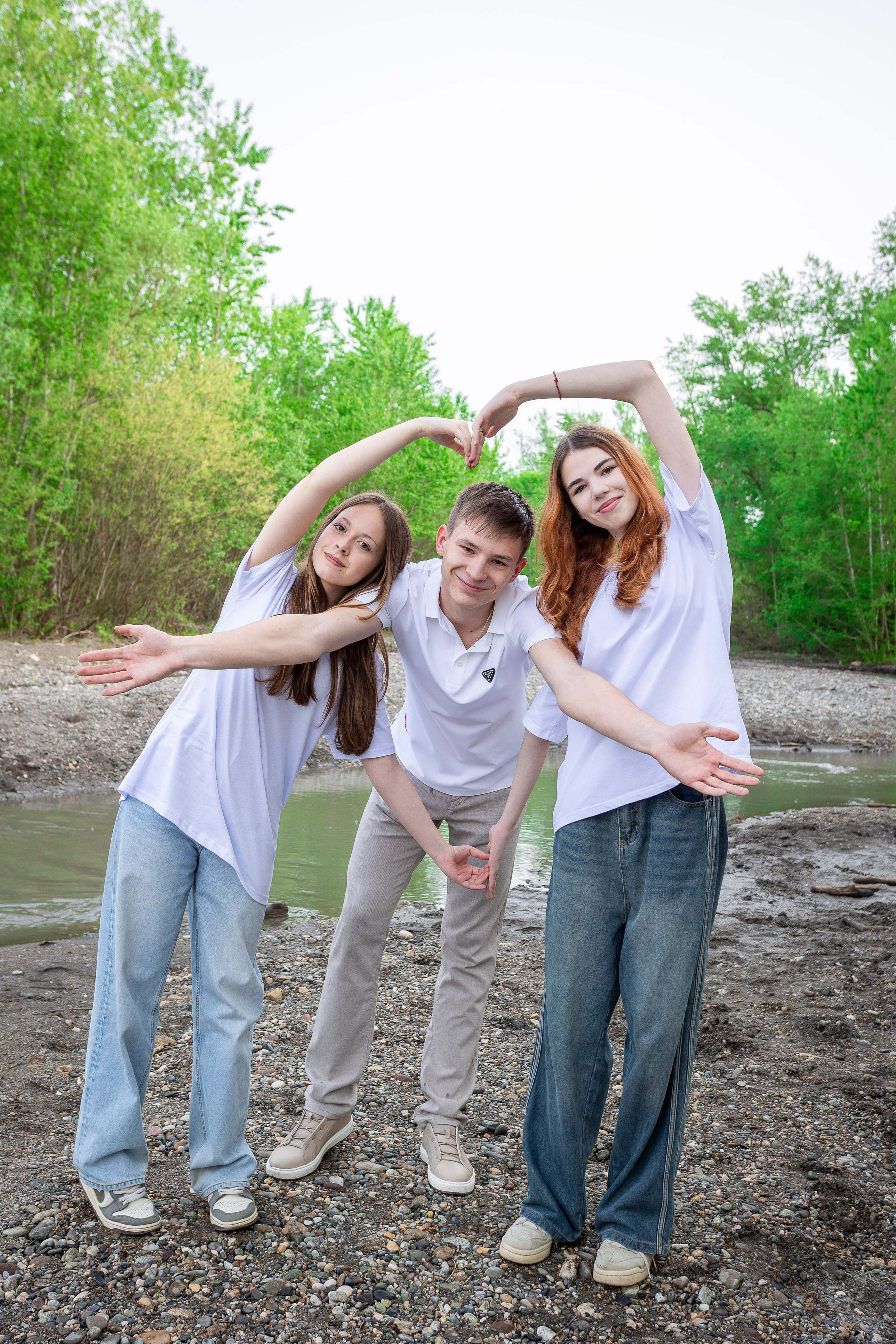Уличная фотосессия на выпускной альбом. Выпускные альбомы Майкоп, Краснодар Елена Золотарева