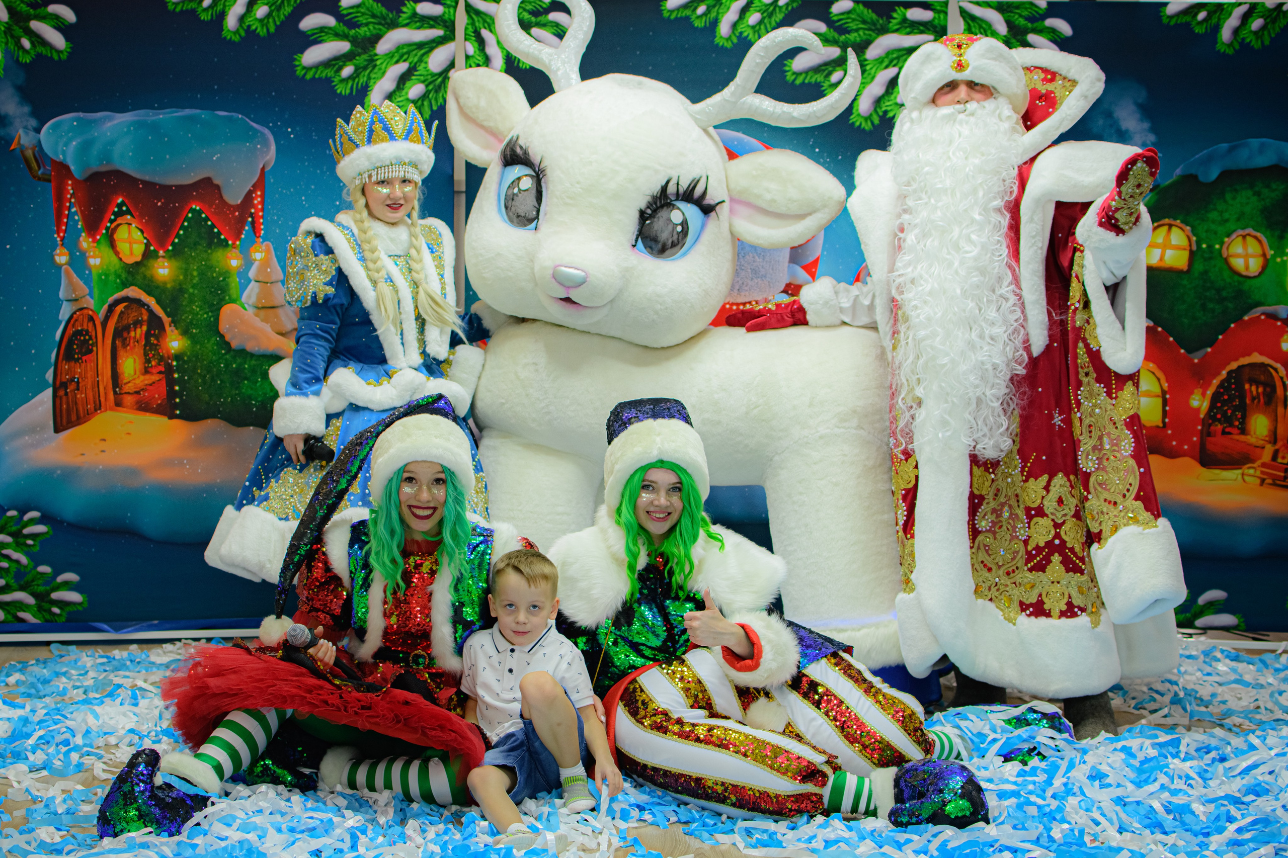 HAPPY NEW YEAR. Photokarish