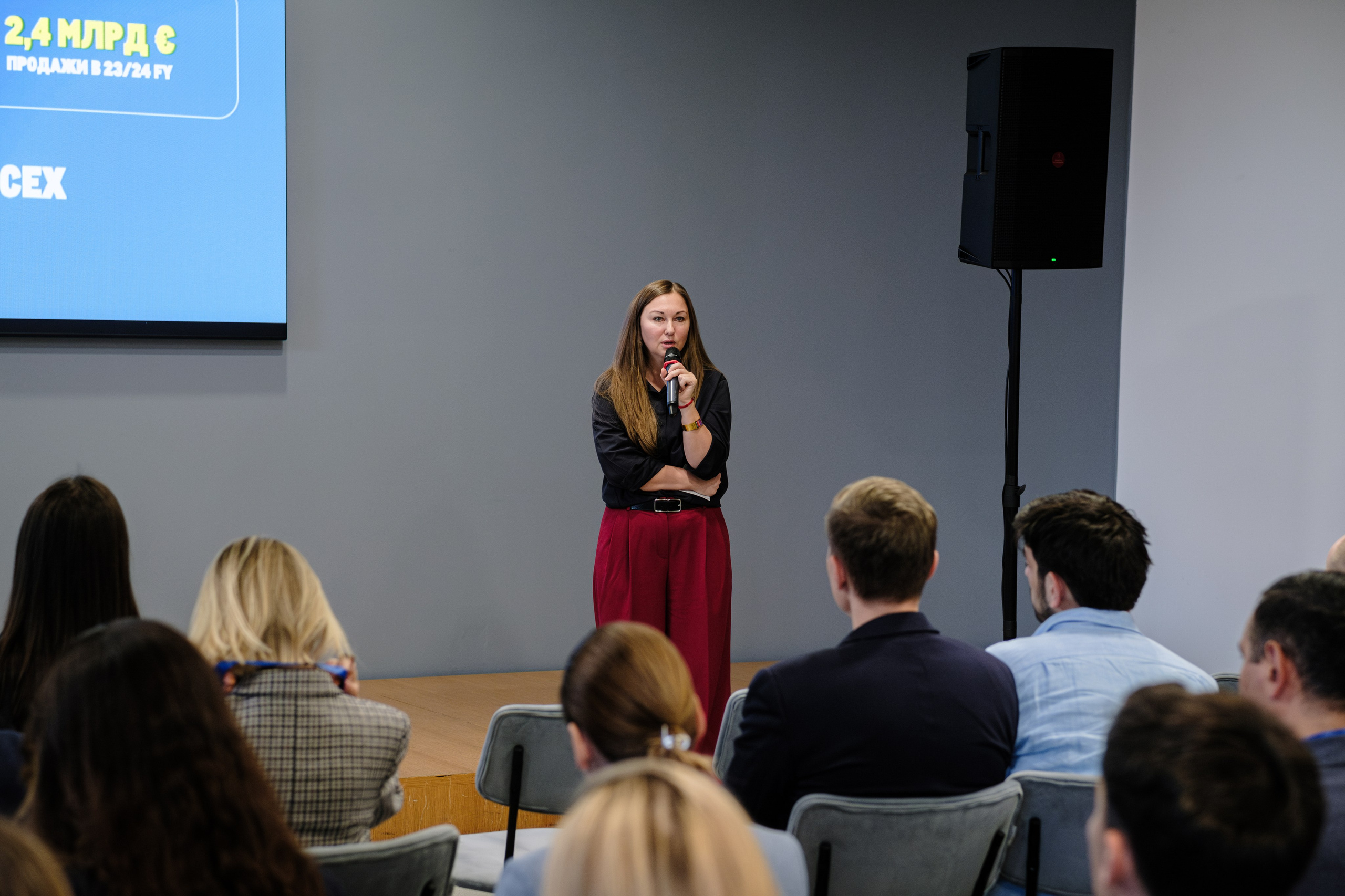 METRO. Репортажный и портретный фотограф в Москве Илья Спиридонов