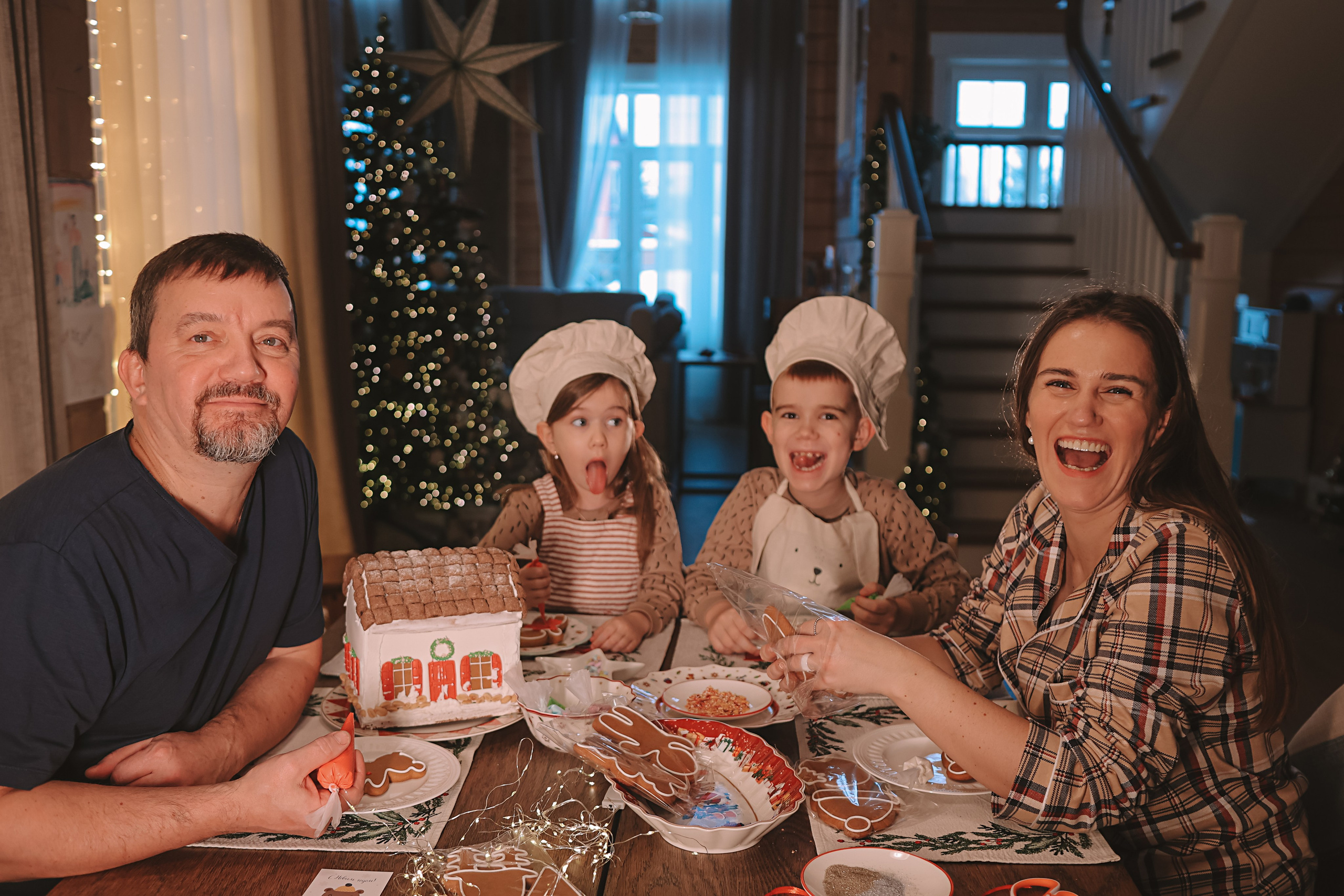 Новогодние традиции. Семейный фотограф Тюмень, фотограф на роды Салмина Мария