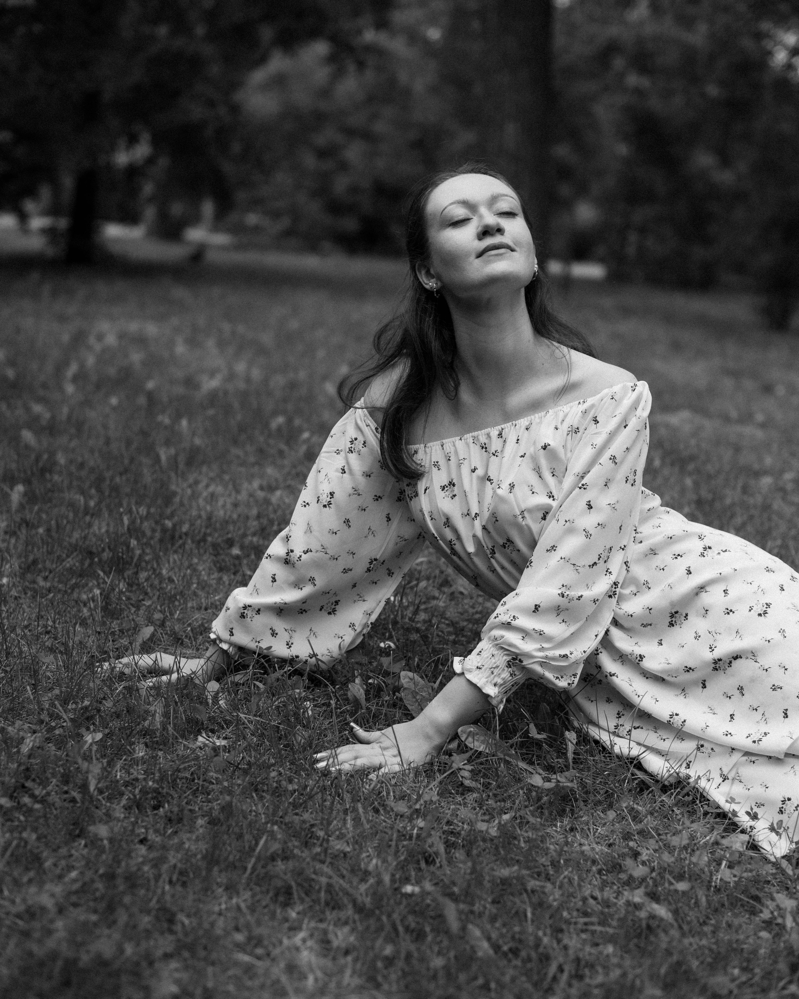 Настя. Женский фотограф. Создатель украшений ручной работы. Модель